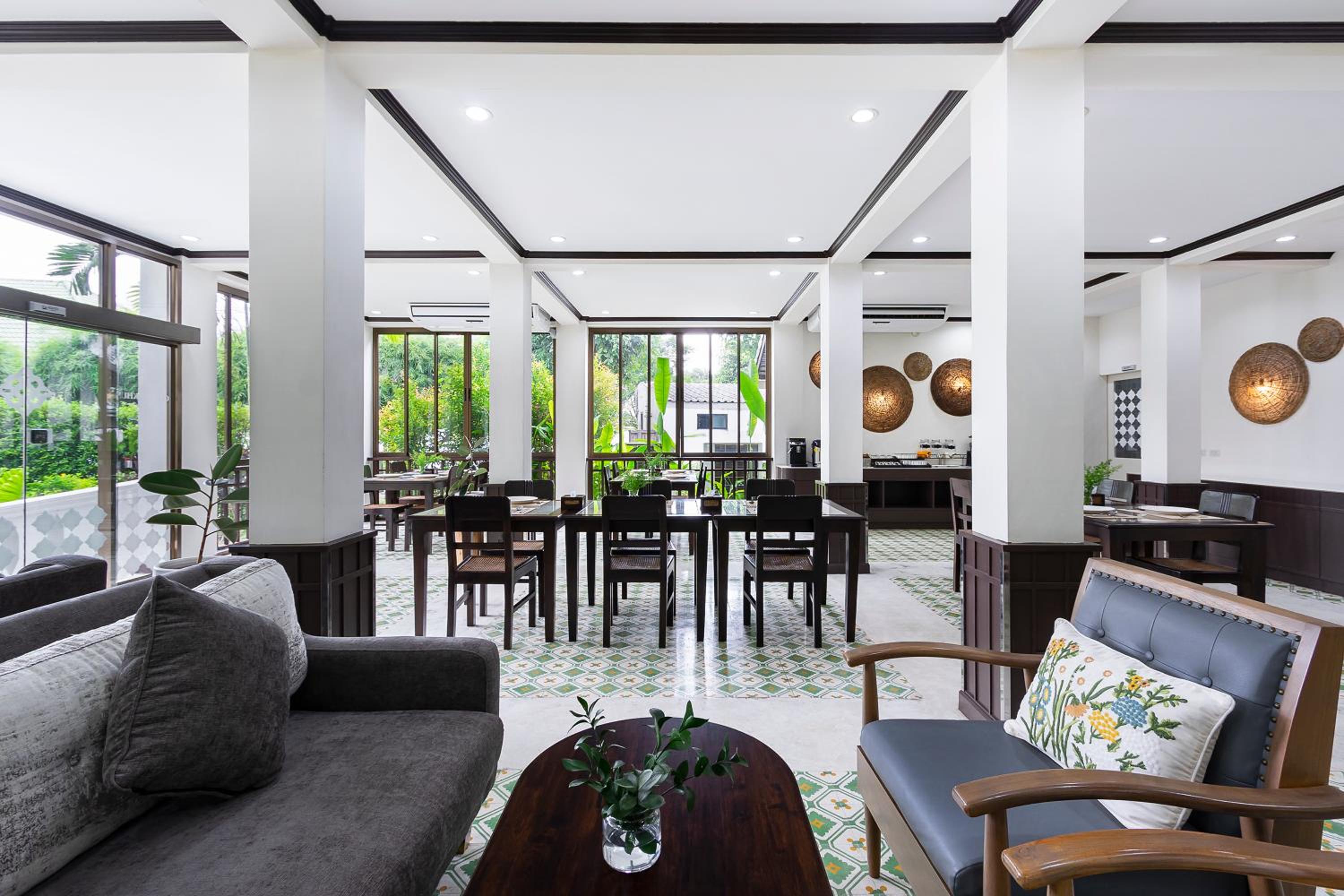 Ratchapruek Lanna Boutique 43