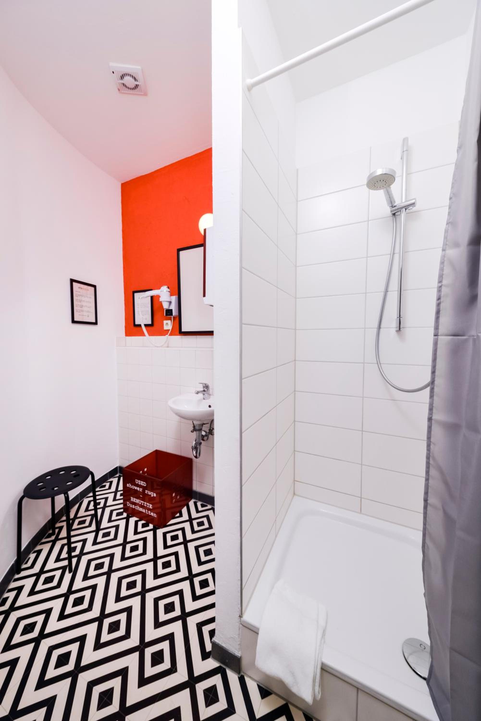 Old Town Hostel