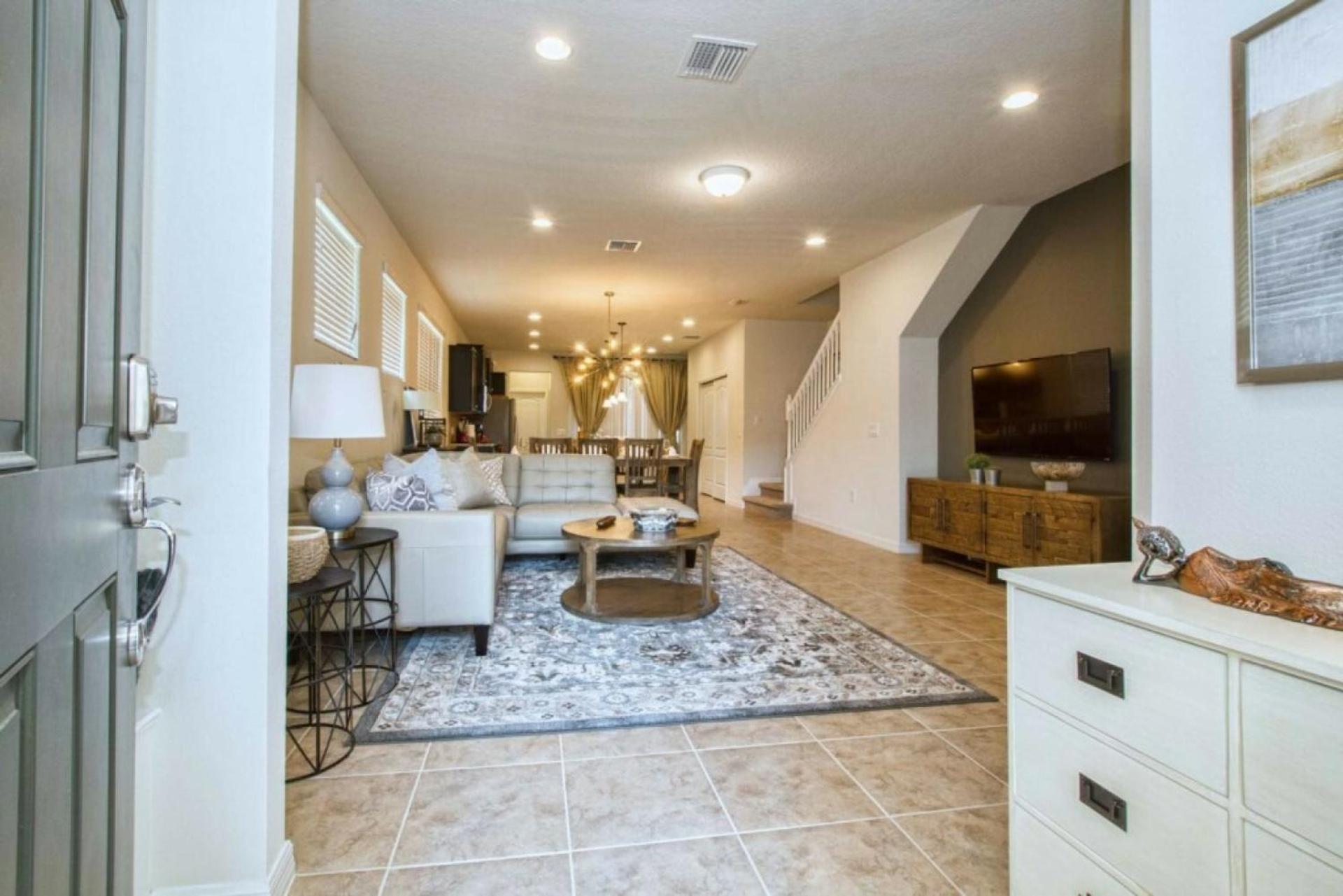 1820 Modern Gorgeous En-Suite Private Pool