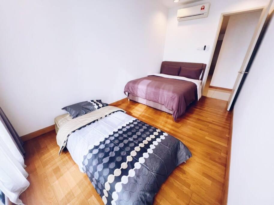 [PROMO]Connected train 2 Bedrooms - Above Mall(25)