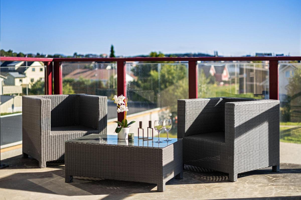 balcony