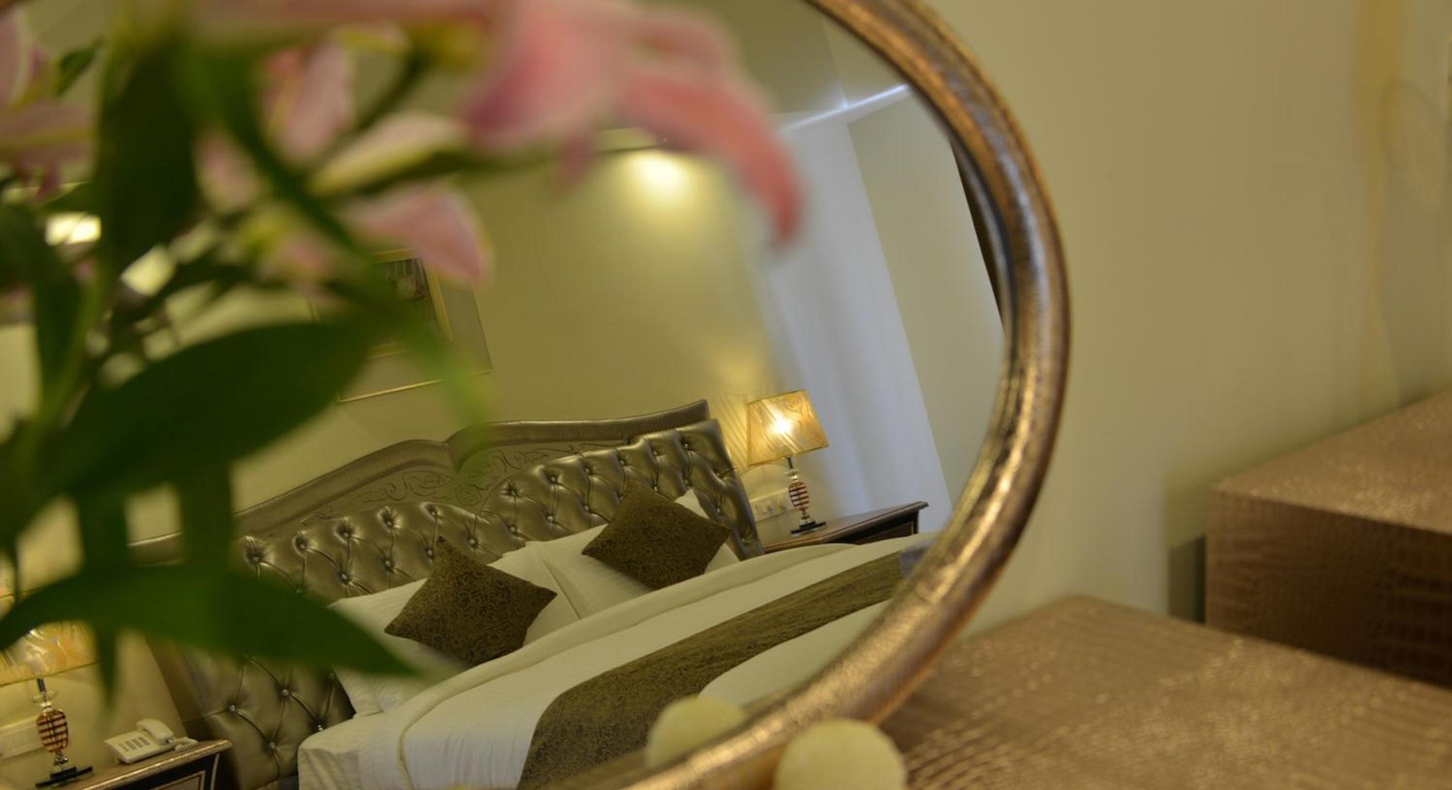 Orabella Villas & Suites