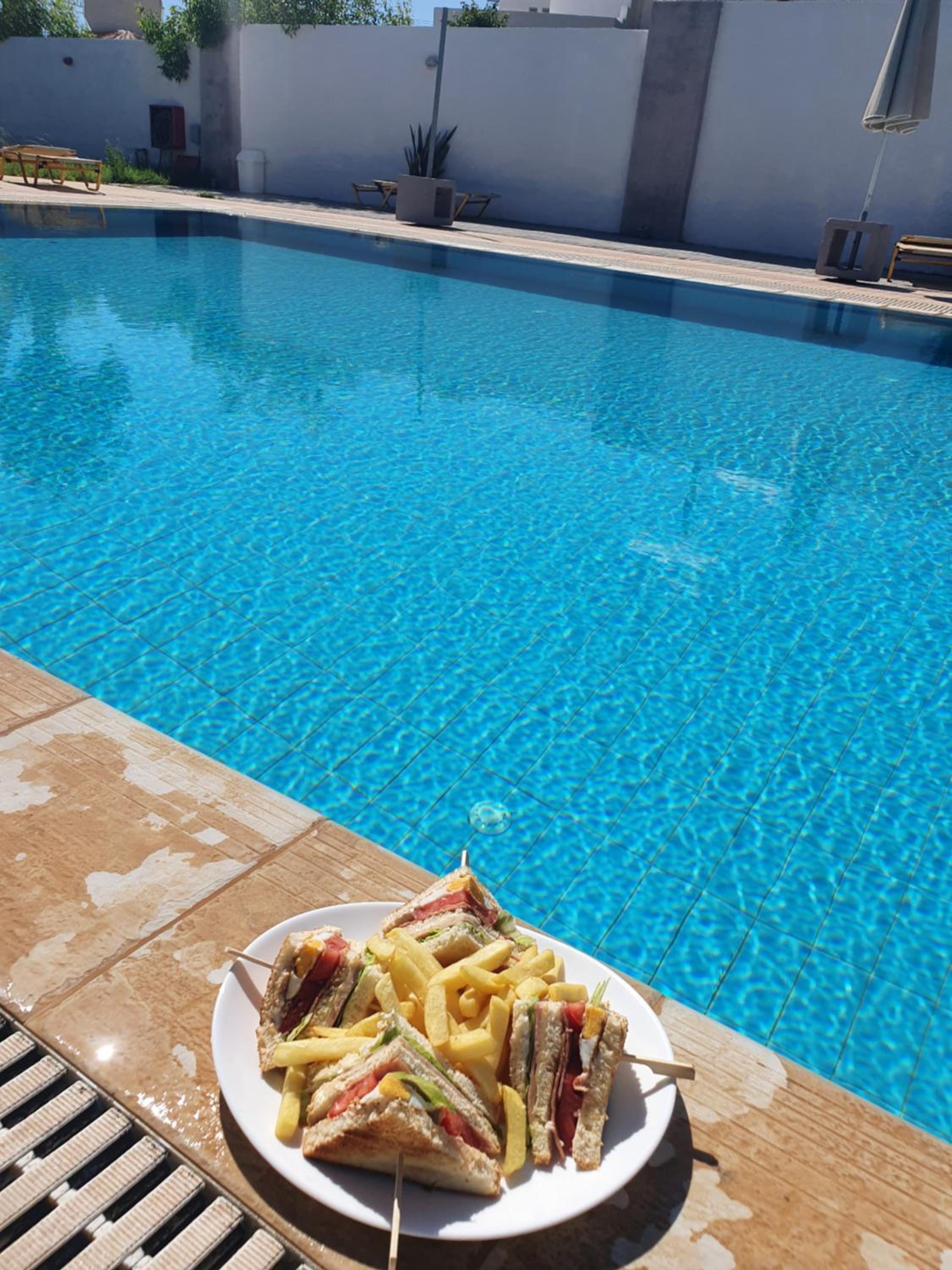 Casa Blue Sarantis