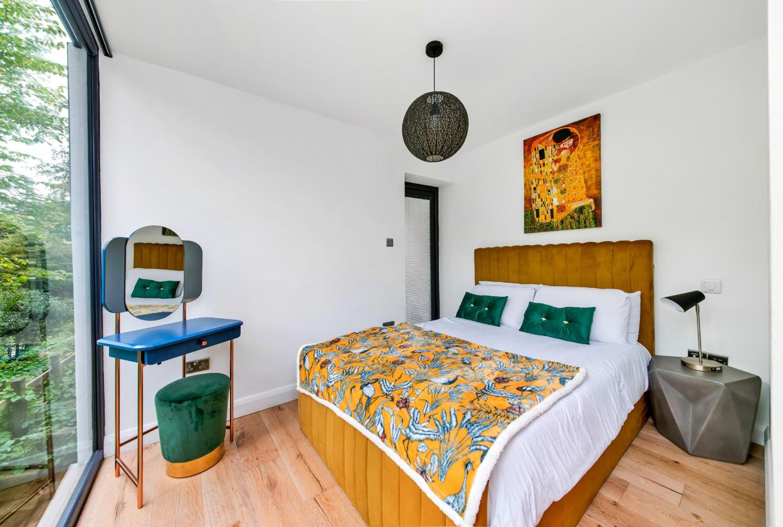 Finest Retreats - Luxurious Hidden Cragg Vale Escape by Hebden Beck view 4