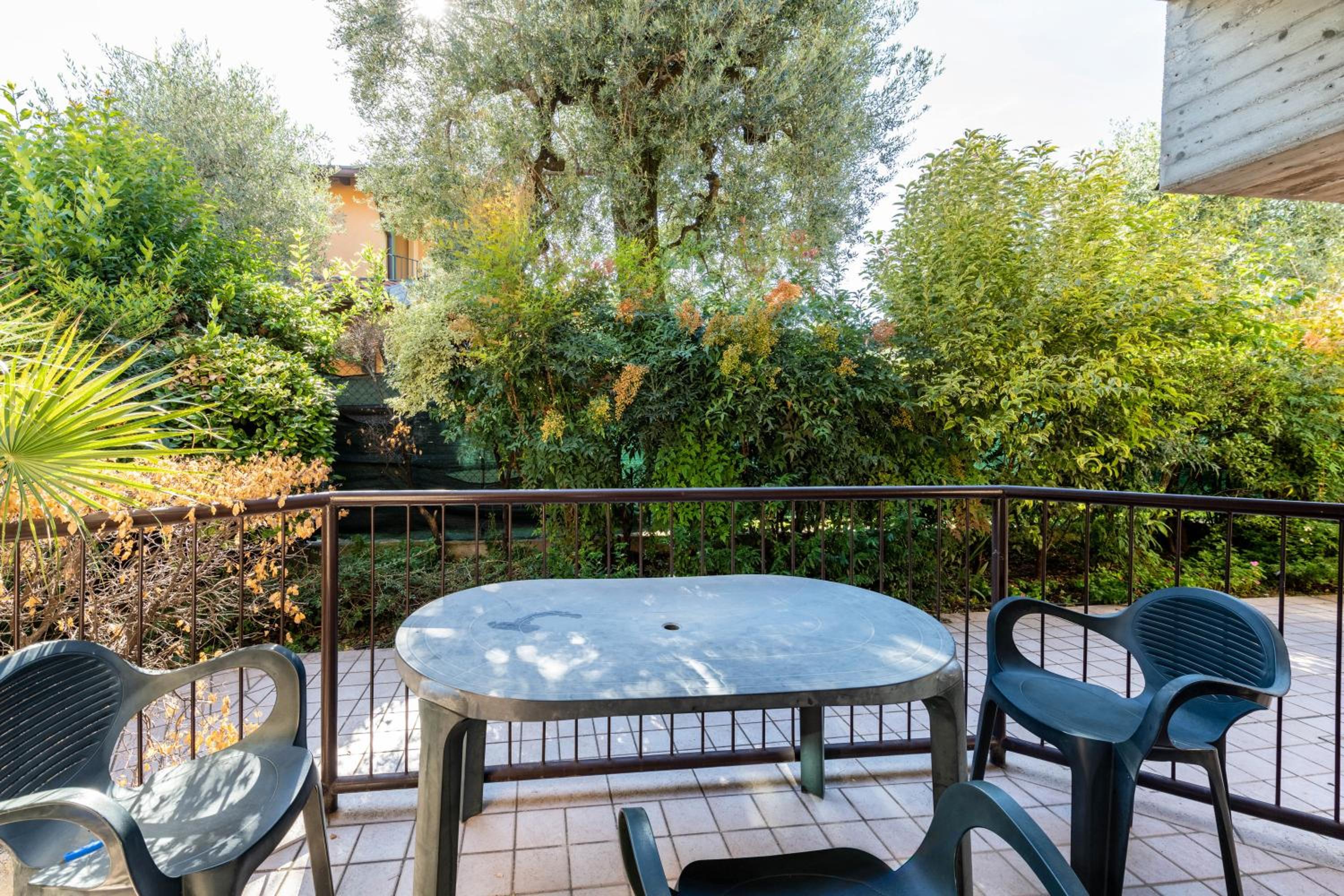Garda resort appartamento 6 view 2
