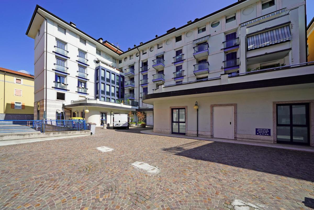 iFlat Penthouse Lovely in Trento view 3