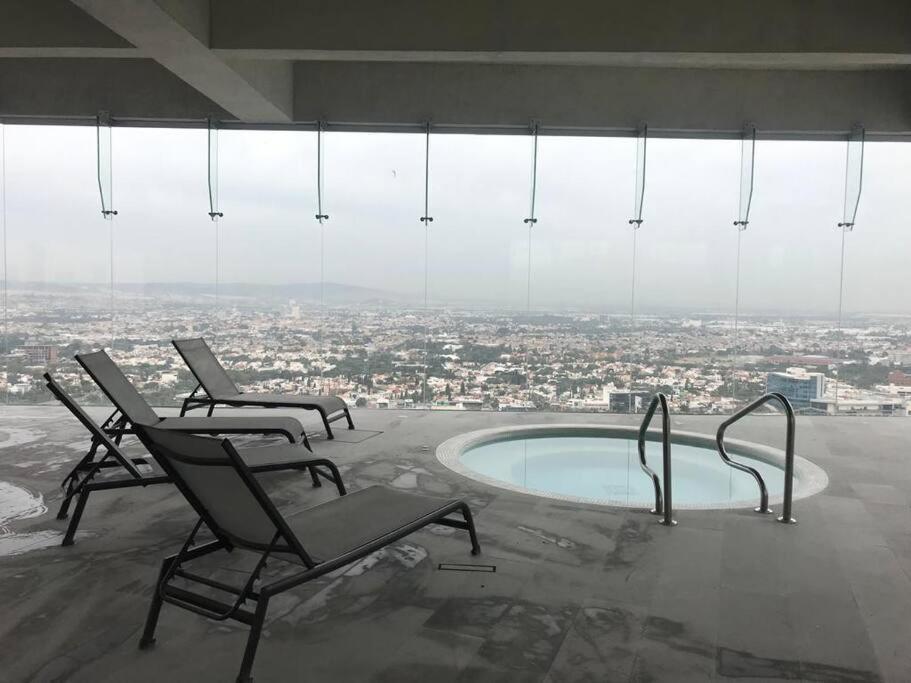 Queretaro Dep de lujo, para 5 o 6 huéspedes, alberca view 5