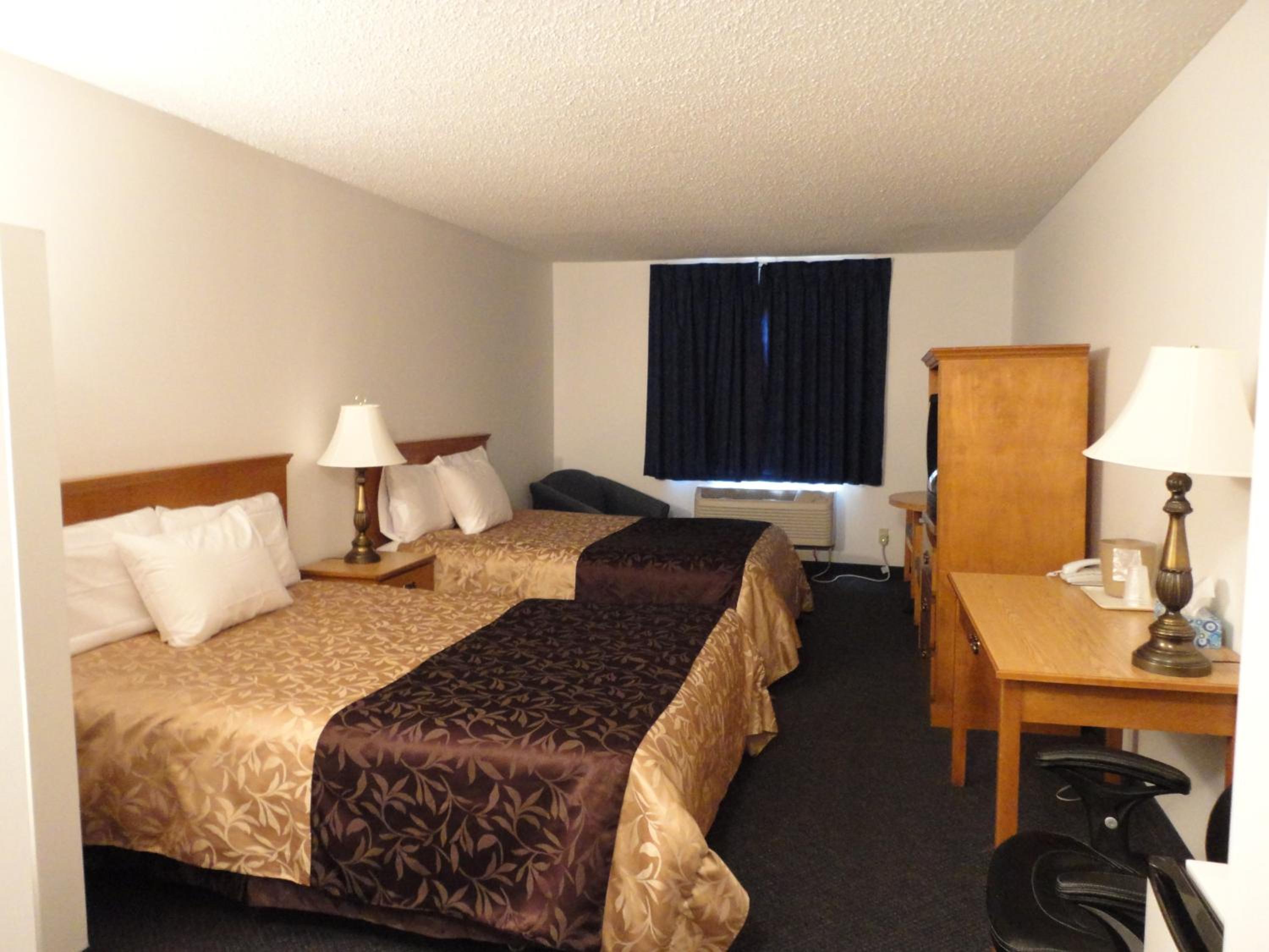 Red Deer Vacations - South Hill Motor Inn - Property Image 4