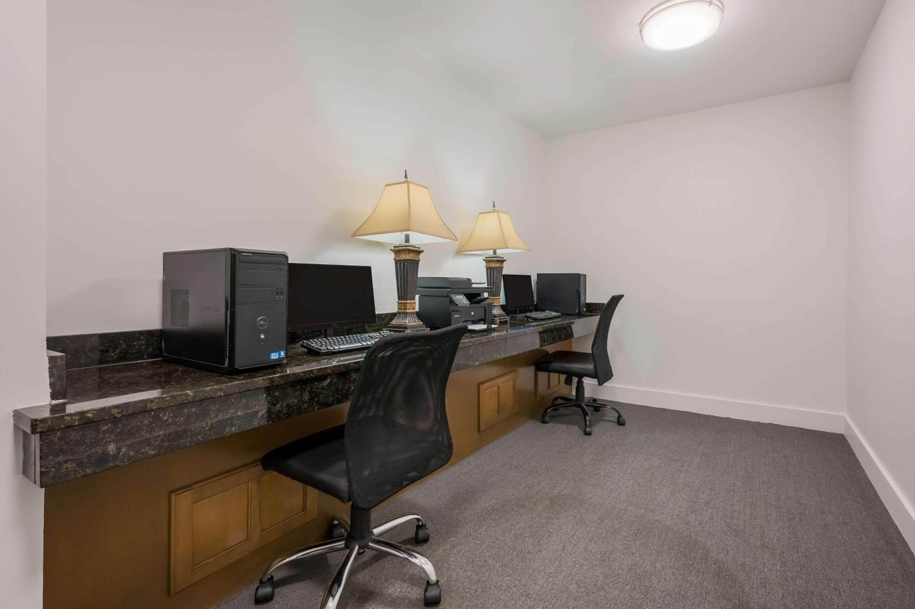 Best Western University Inn