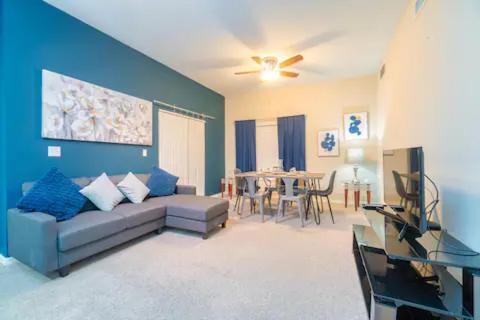 Villas at Seven Dwarfs - Close to Disney