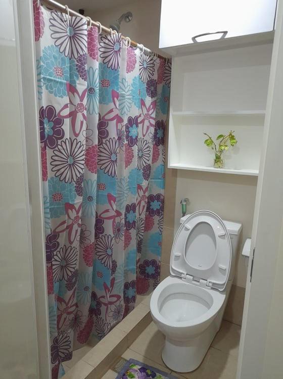 Stanford Suites 2 Lilian view 4