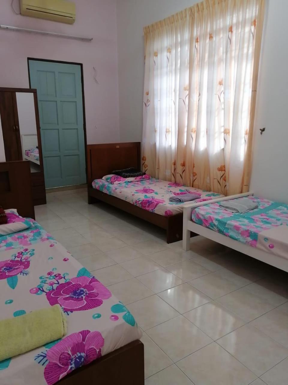 JOYFIN homestay roomstay muar photo 2