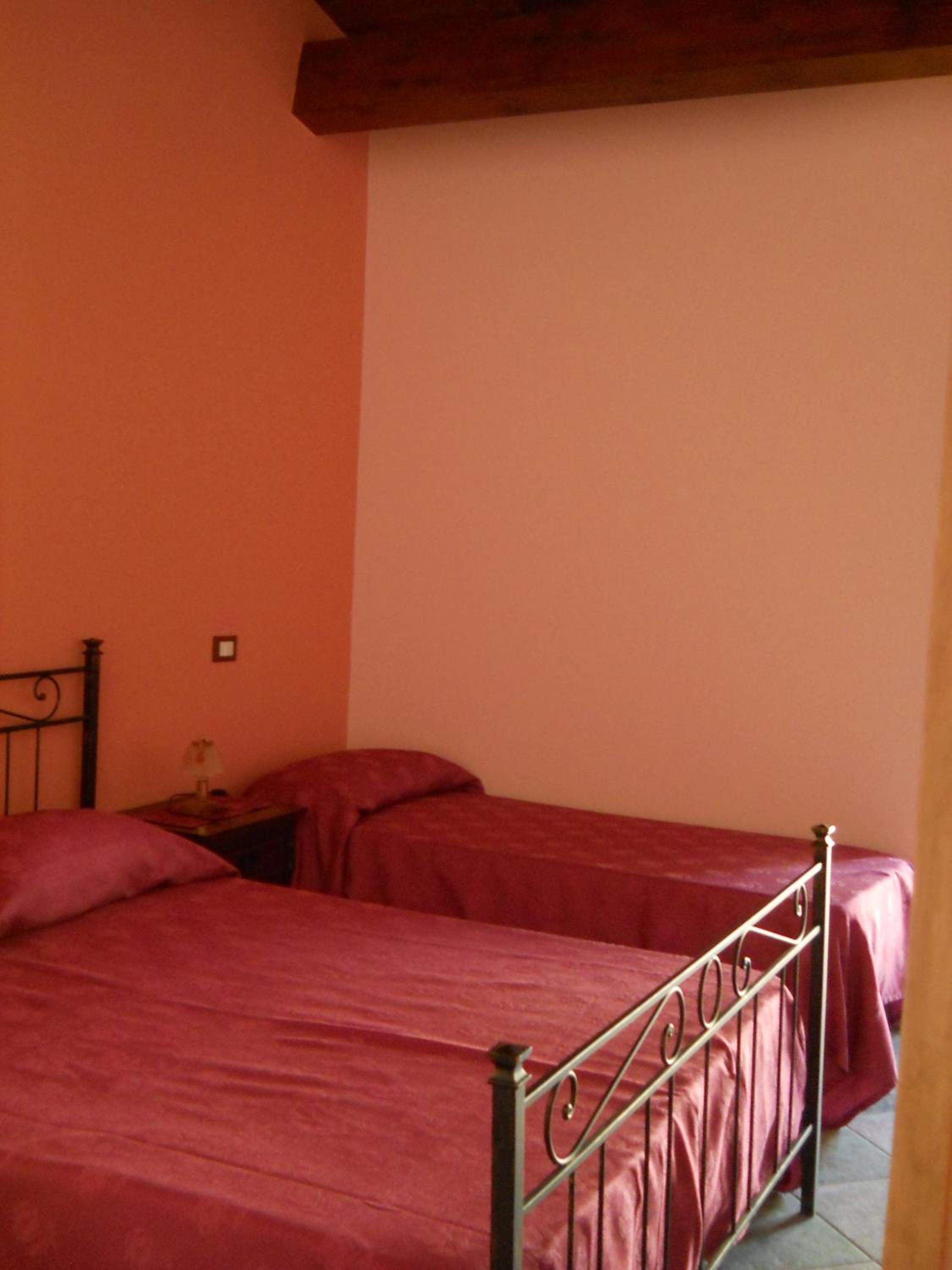 B&B Sciarammola en Patti — hotel room