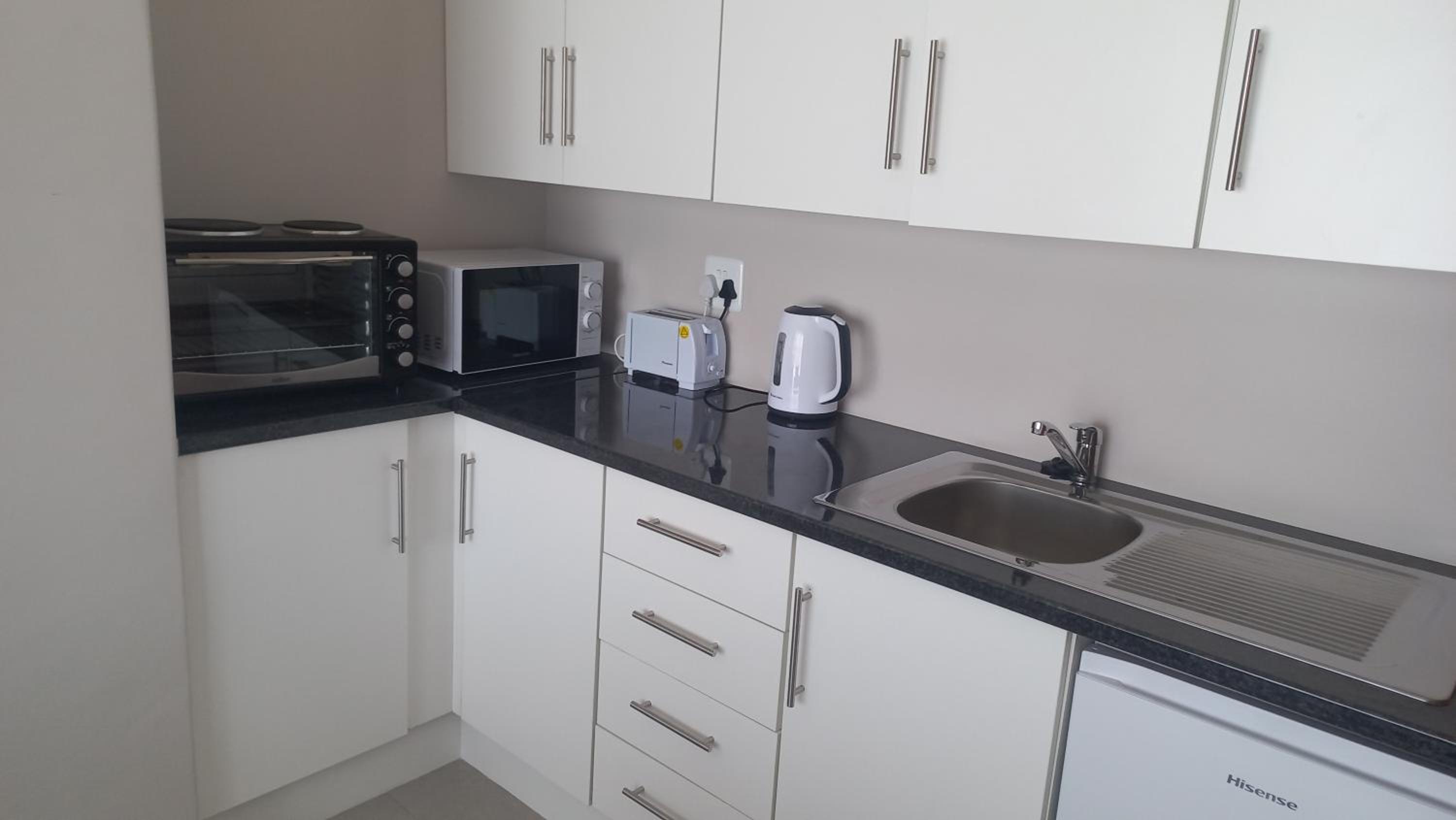 Phoenix Lodge and Waterside Accommodation