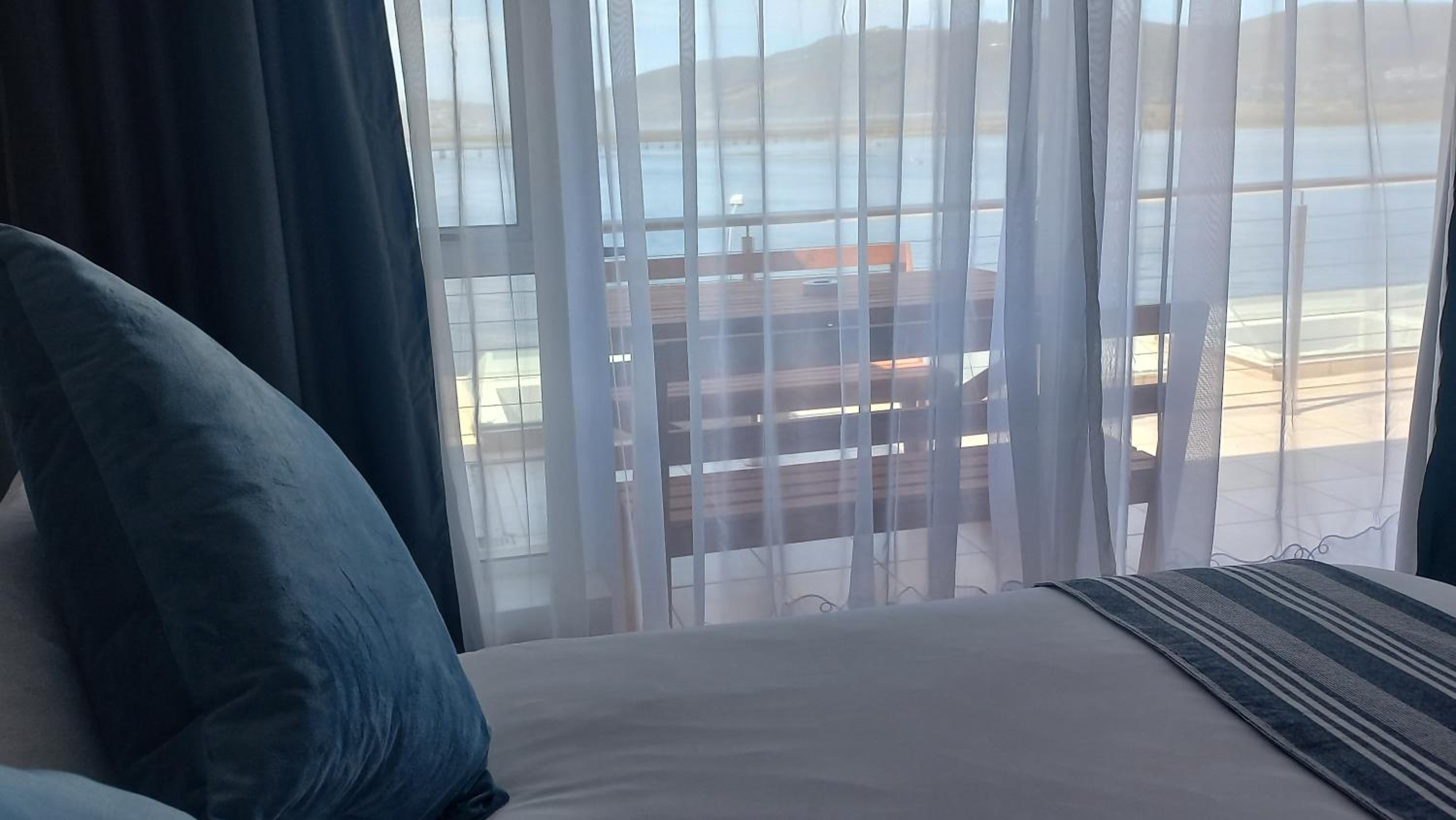 Phoenix Lodge and Waterside Accommodation