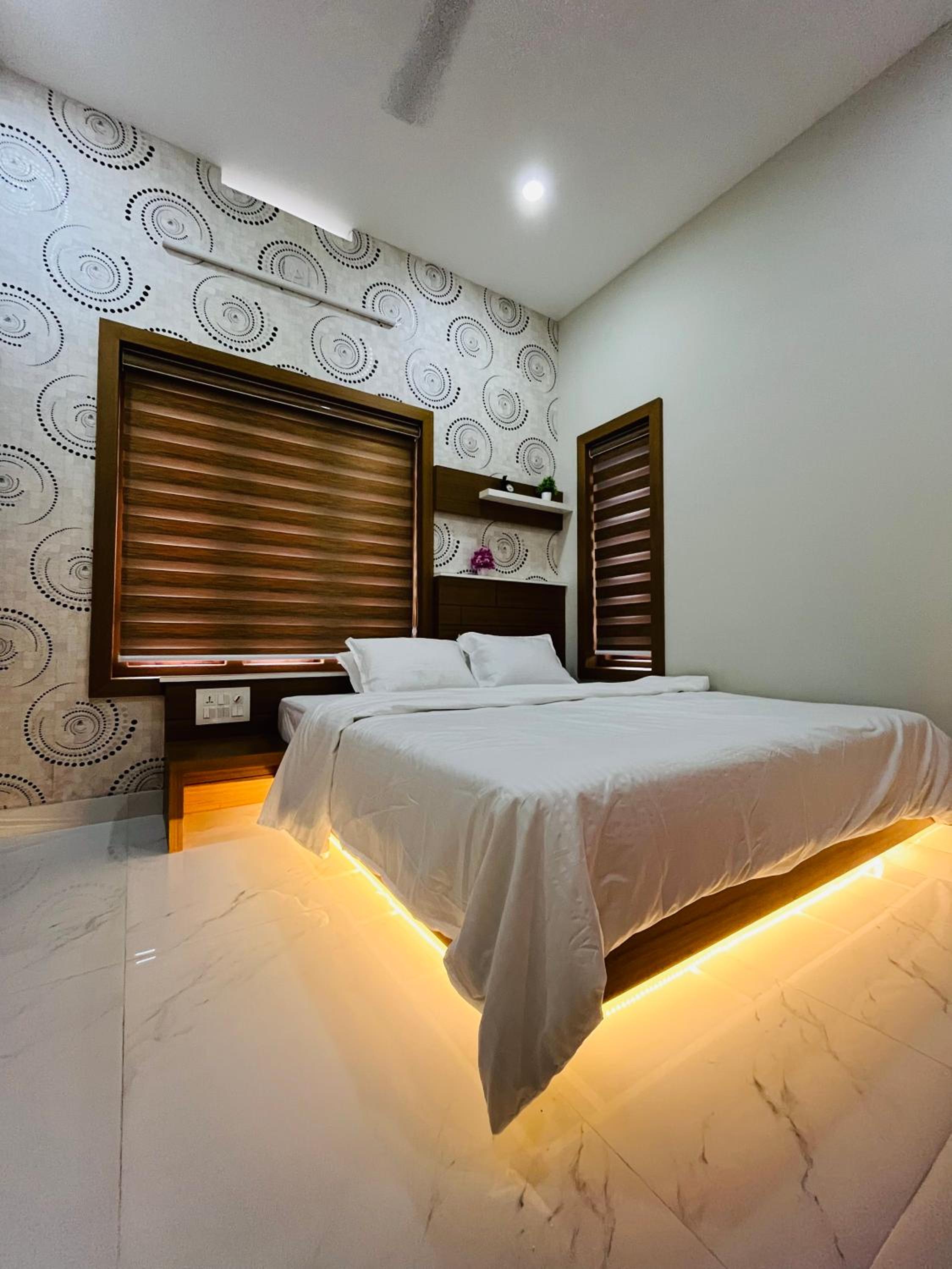 Milaano Orchids, Service Villa, Kammana Mananthavady view 3