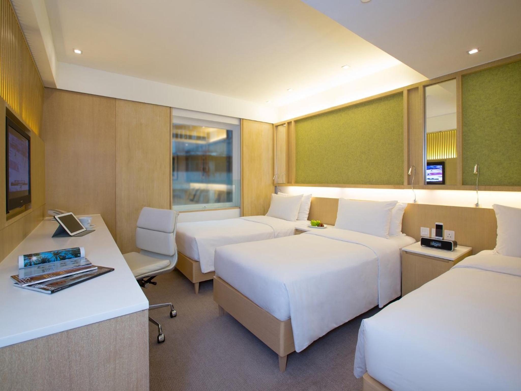 Eaton HK - Langham Hospitality Group