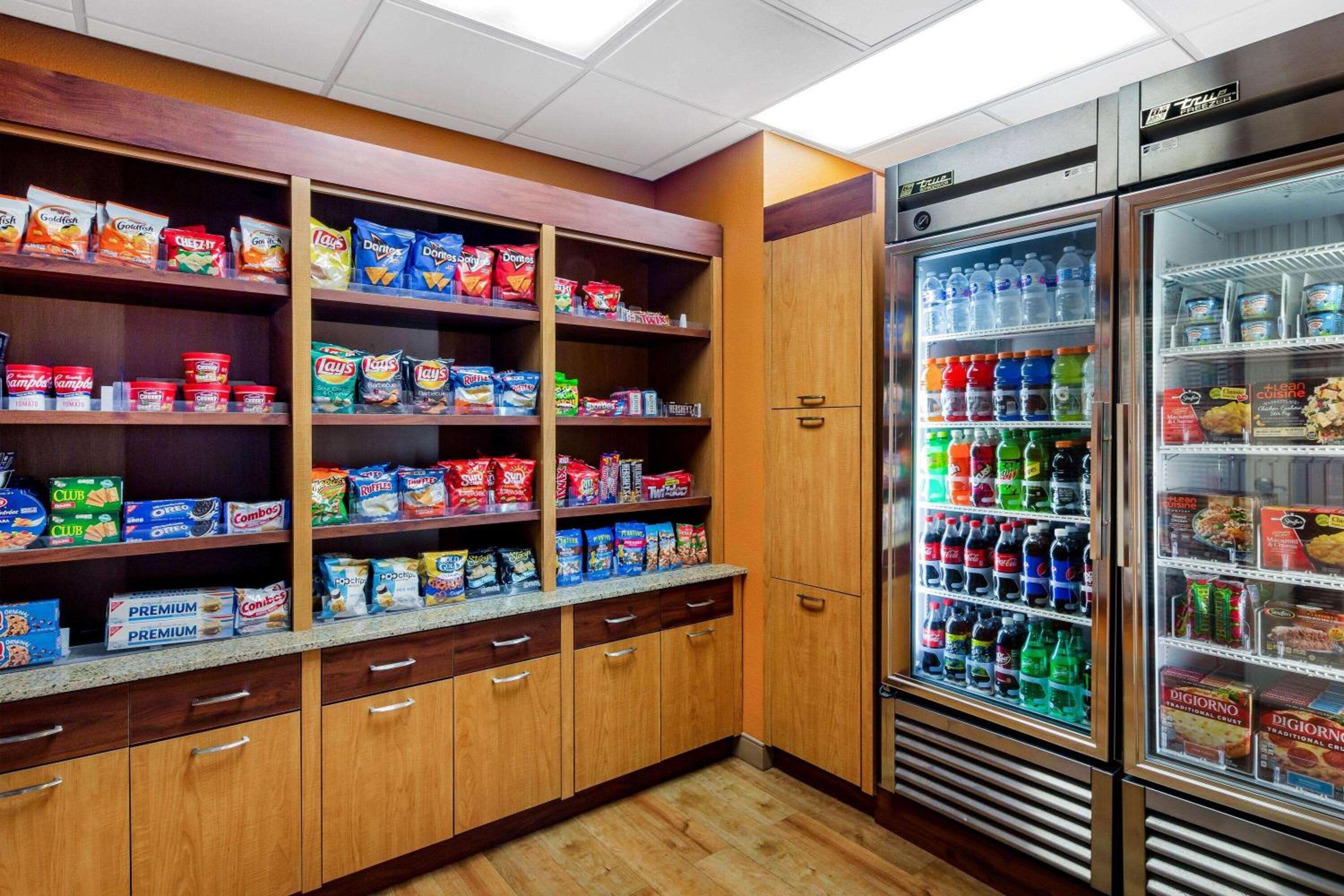 La Quinta by Wyndham Fremont / Silicon Valley - Property Image 3