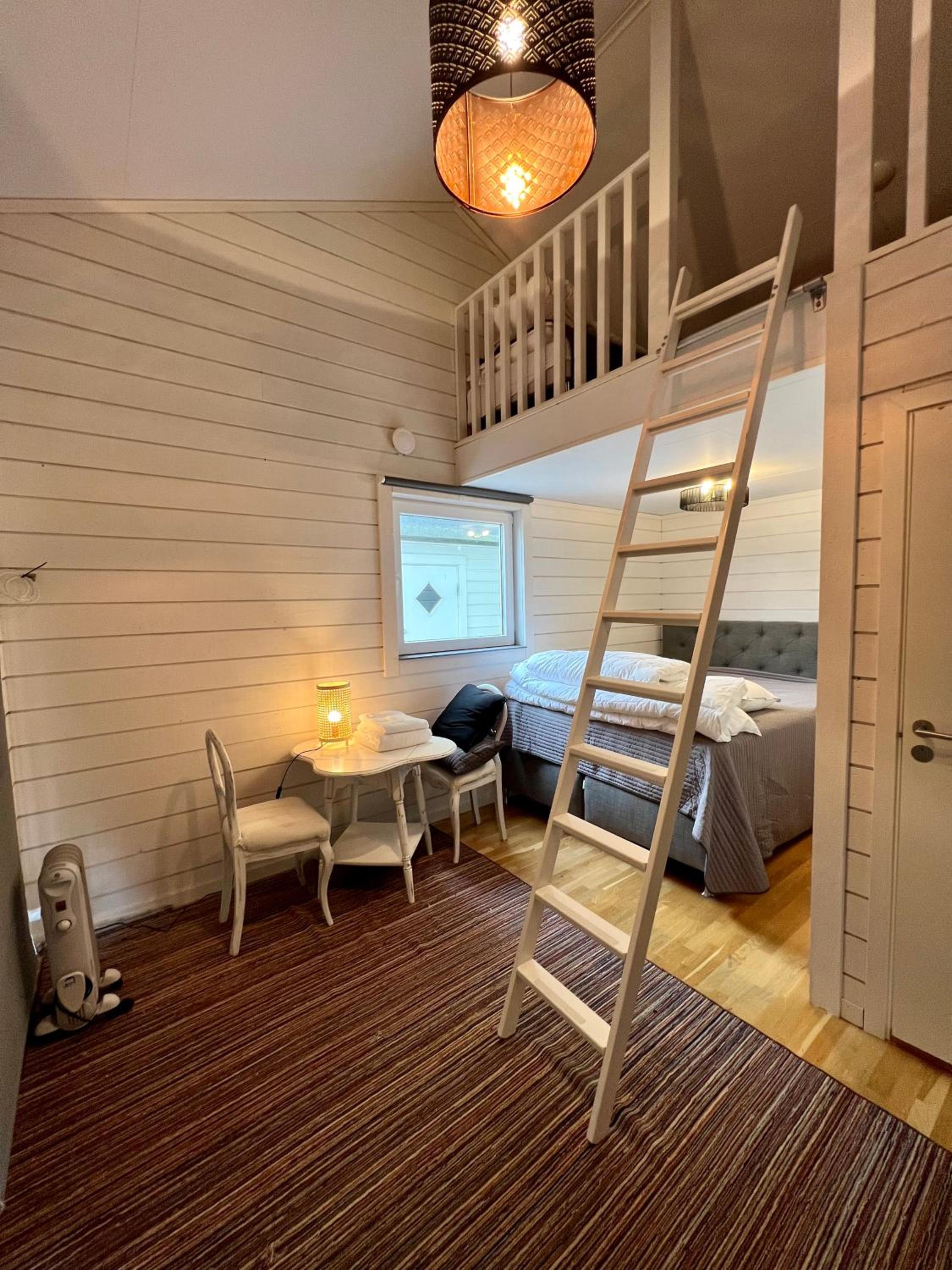 Hills Cottage