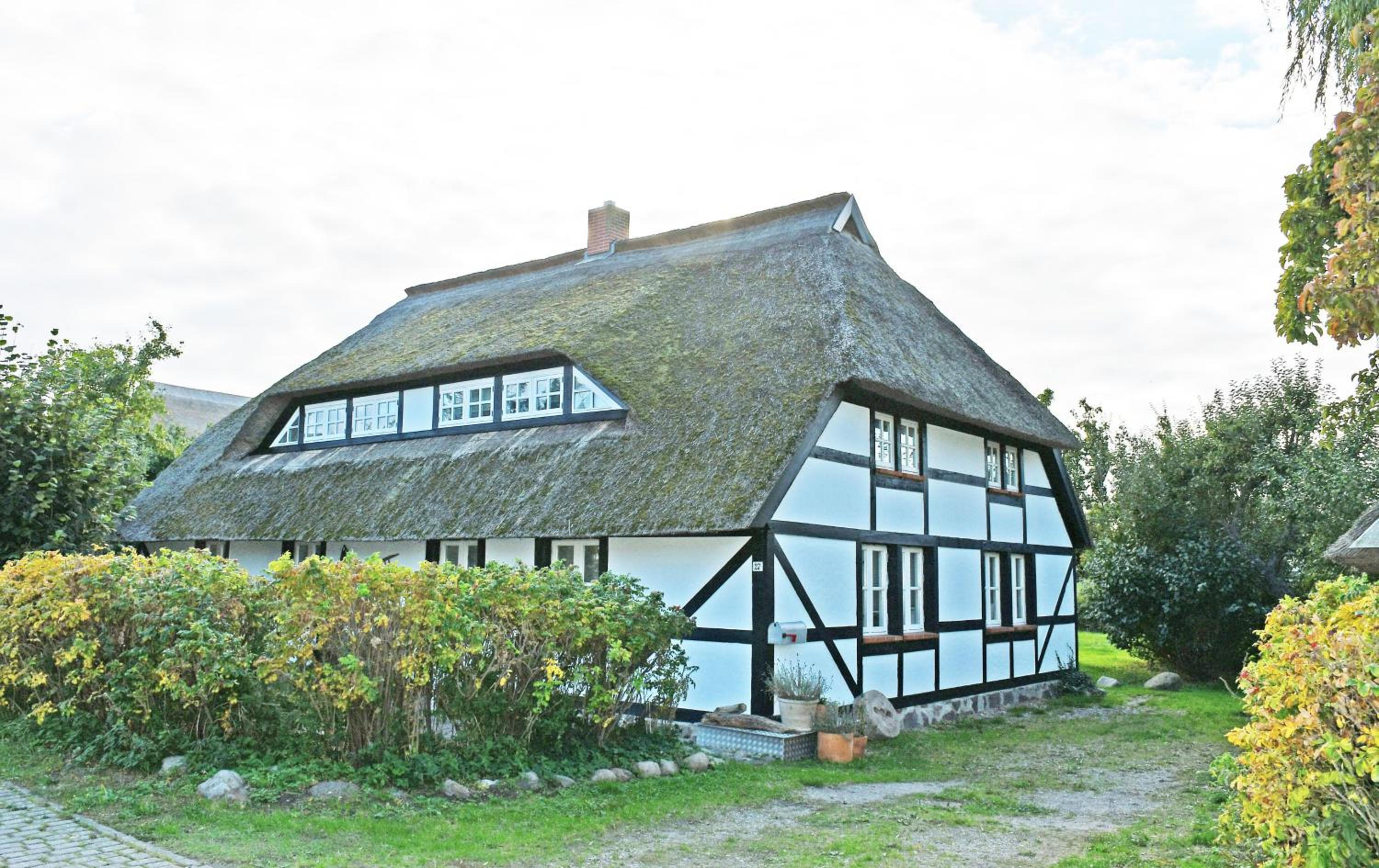 NEU angeboten Mönchguter Ferienhaus u Reetdach mit Kamin