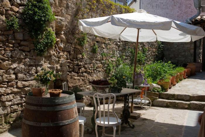 outdoor BBQ area
