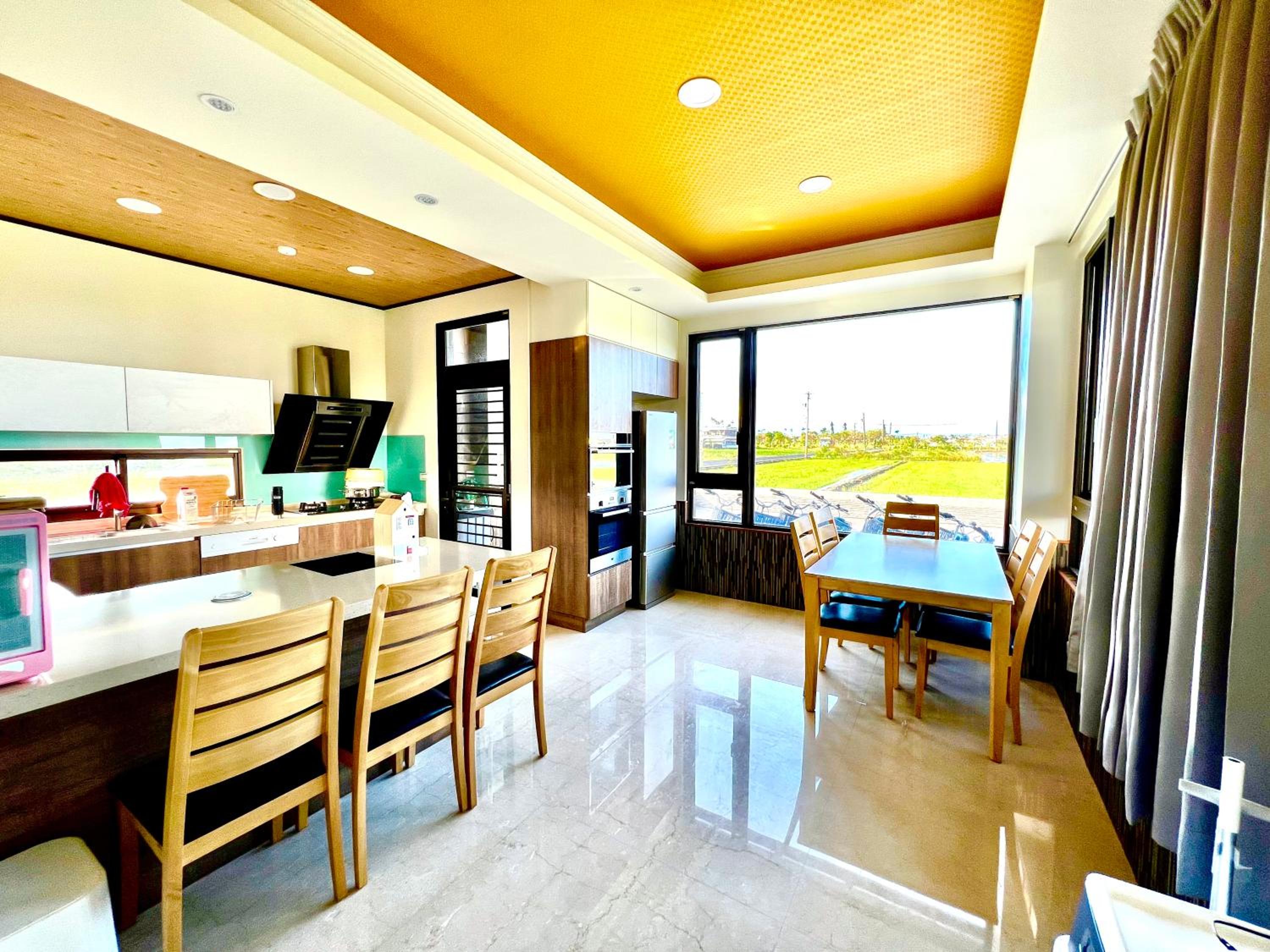 Xin yi view 5