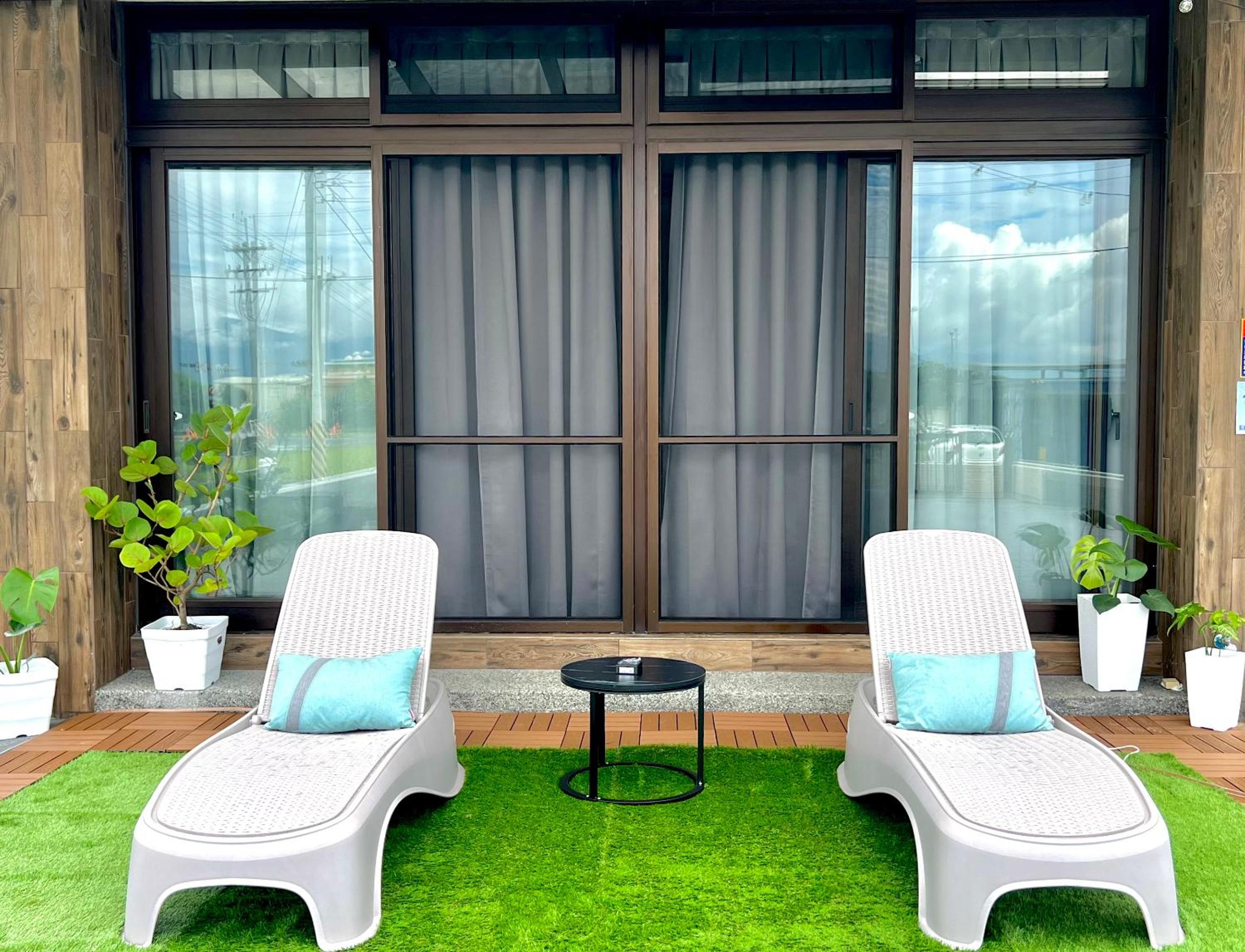Xin yi view 3