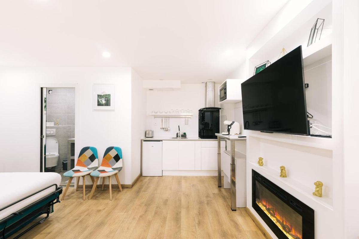 GuestReady - Jungle Studio near Disneyland view 5