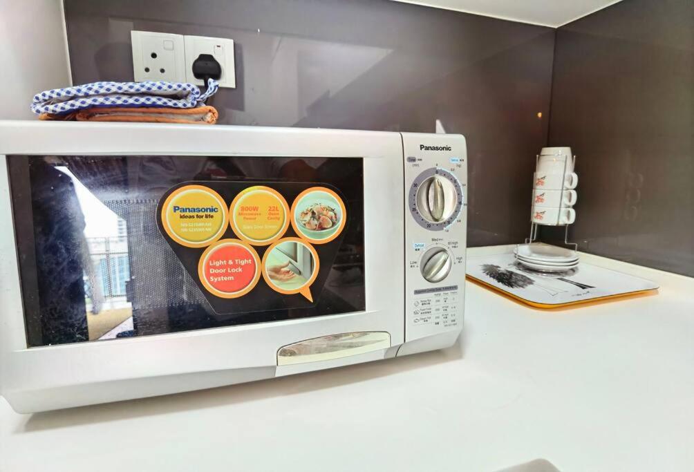 Almas Suites Couple Sunrise Netflix 100mbps BySTAY photo 5