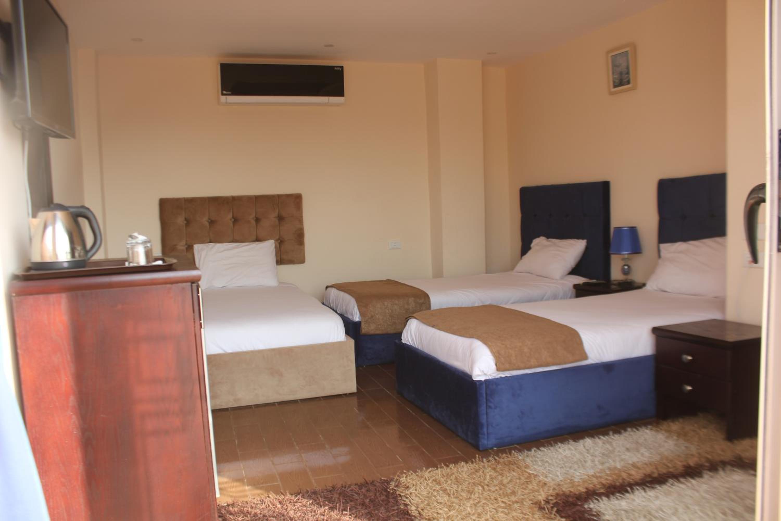 Golden Pyramids view guest house