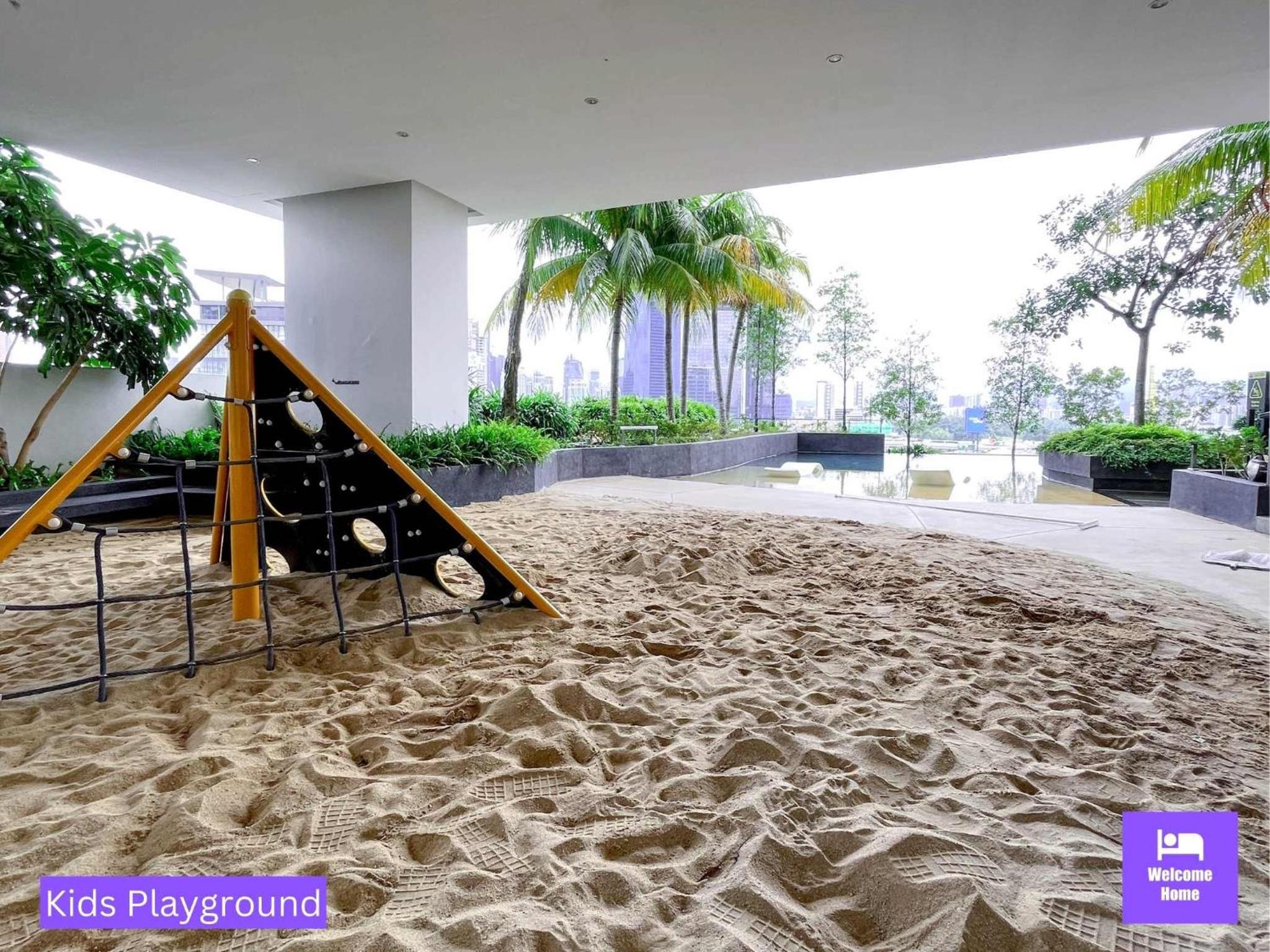 Continew Residences TRX Lux Pool View