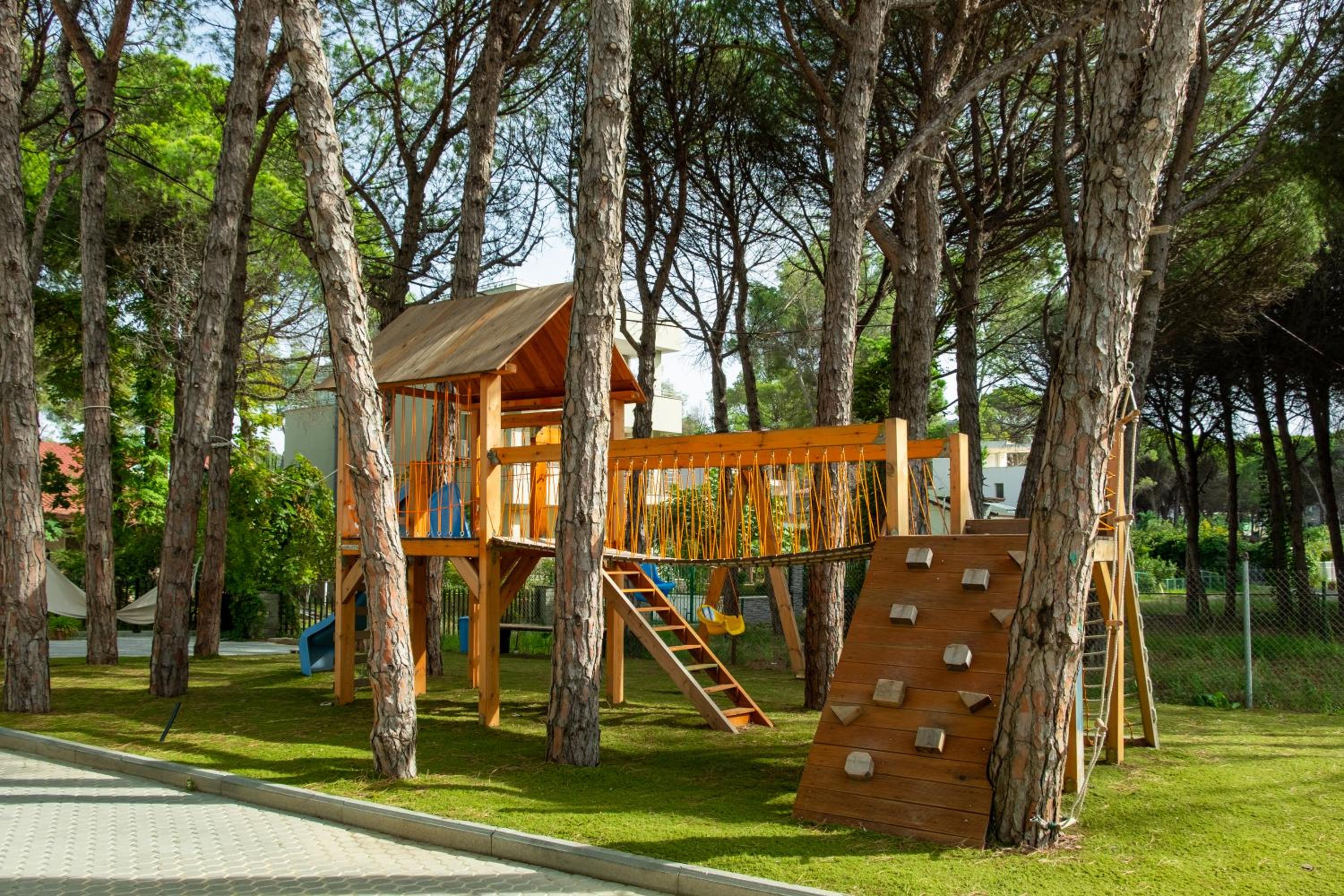 Fllad Resort & SPA Durres