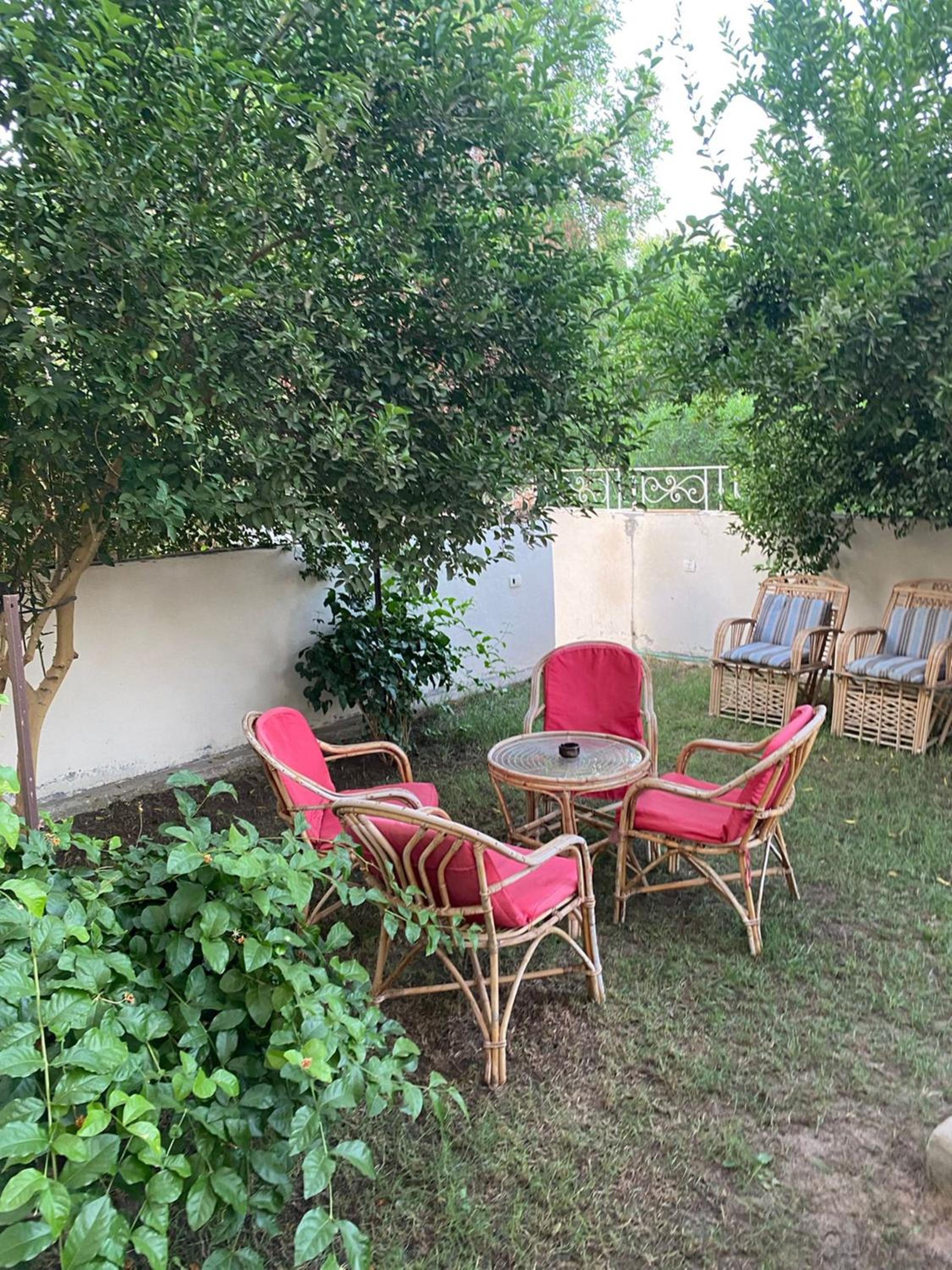 Happiness Guest House