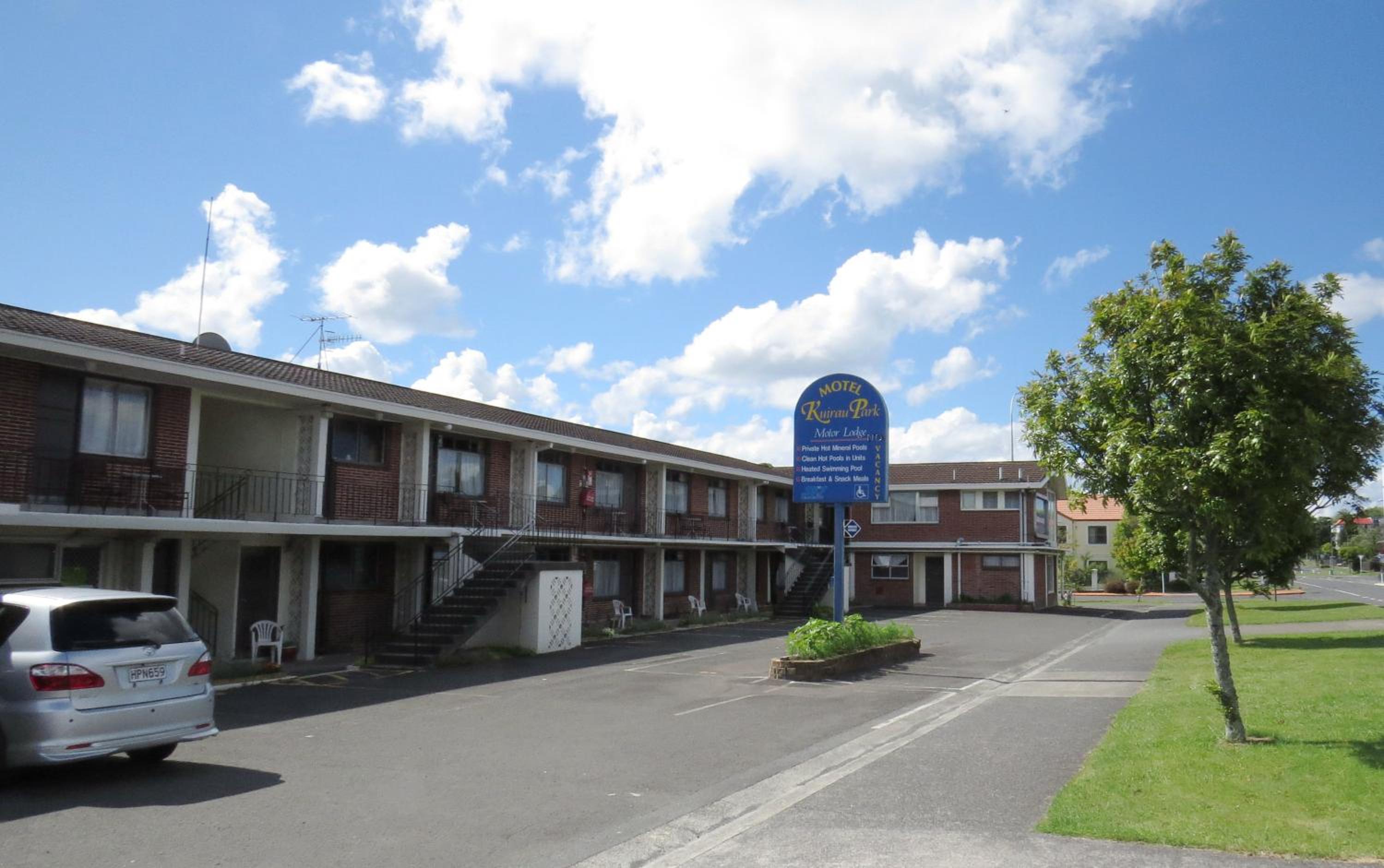 Kuirau Park Motor Lodge- Thermal Mineral pool