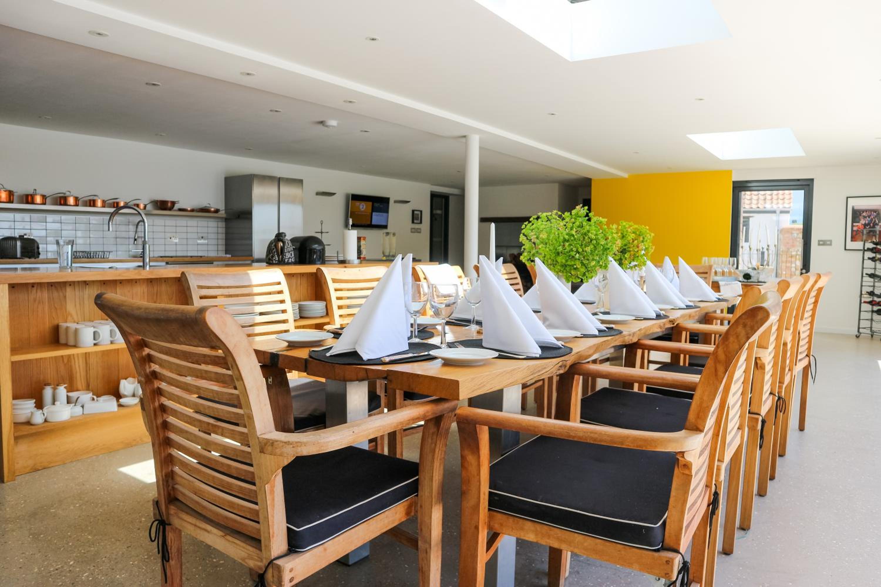 Hall Farmhouse.. dog friendly, large outdoor pool, BBQ and fire pit view 4