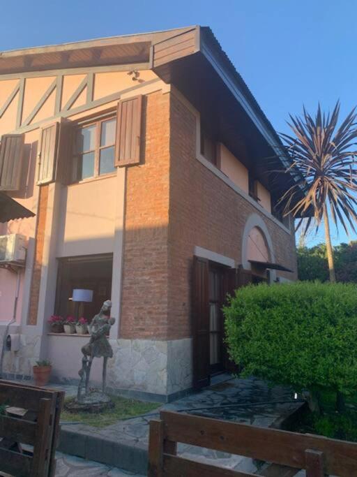 Acogedor chalet a 5 minutos de las playas.