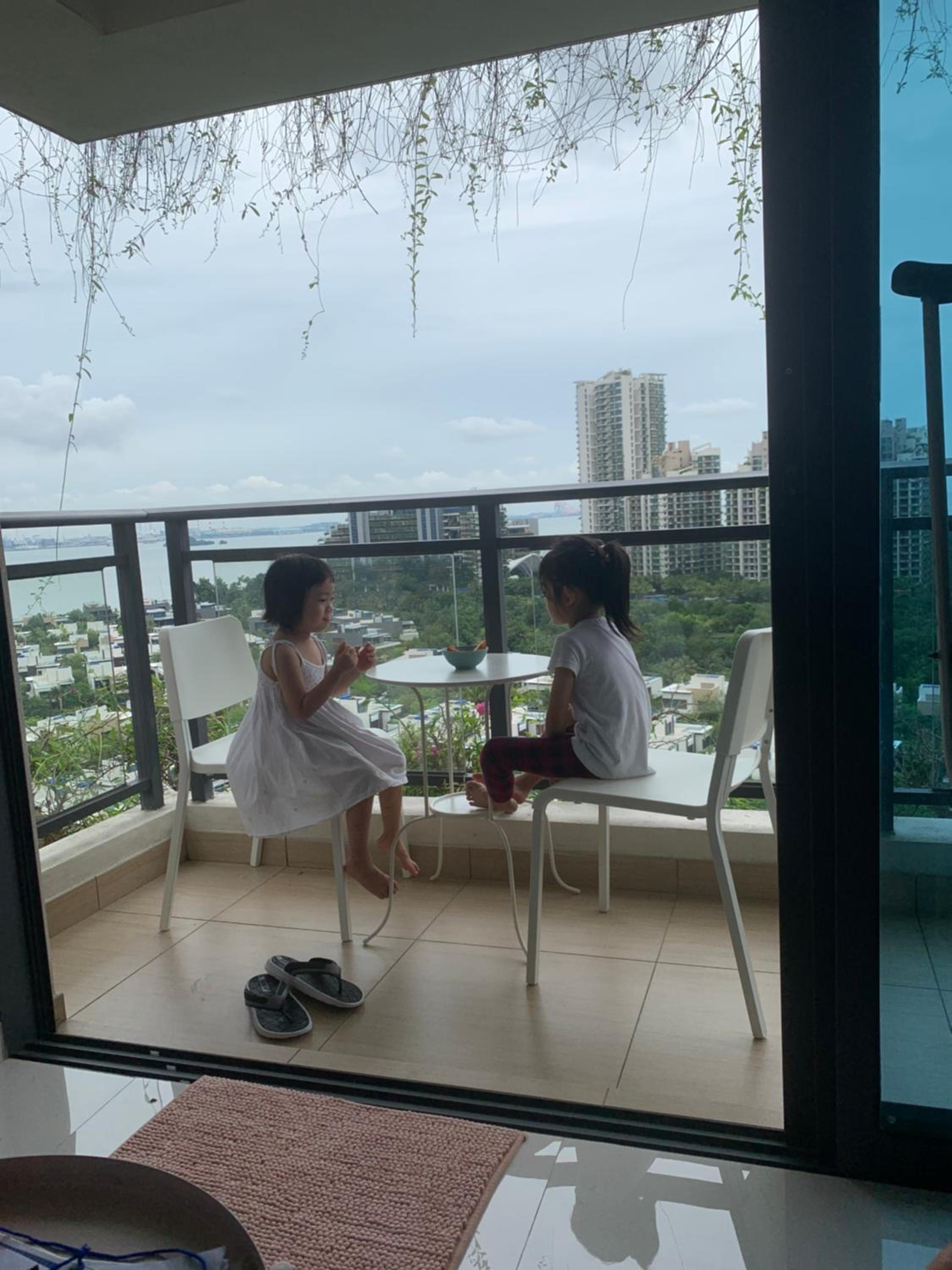 Sea view 2 bedroom Fully furnished Apartment Forest City Starview Bay Johor Malaysia