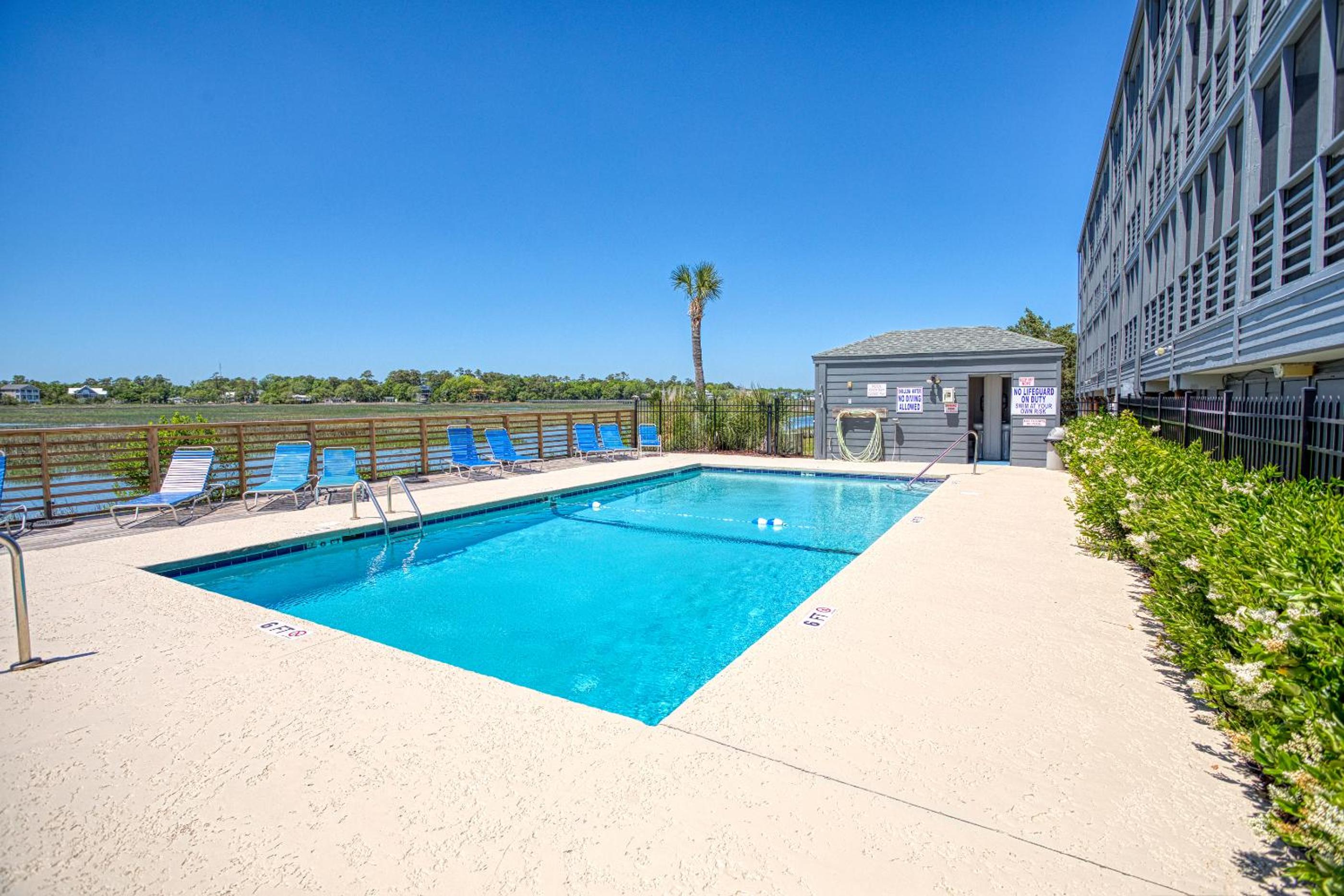Bella Vista: Marshfront Condo 1 Block To The Beach. Pool & Hot Tub-1st Floor view 5