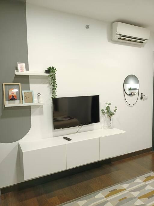 Almas Suites Couple Cozy Seaview Netflix By STAY photo 4