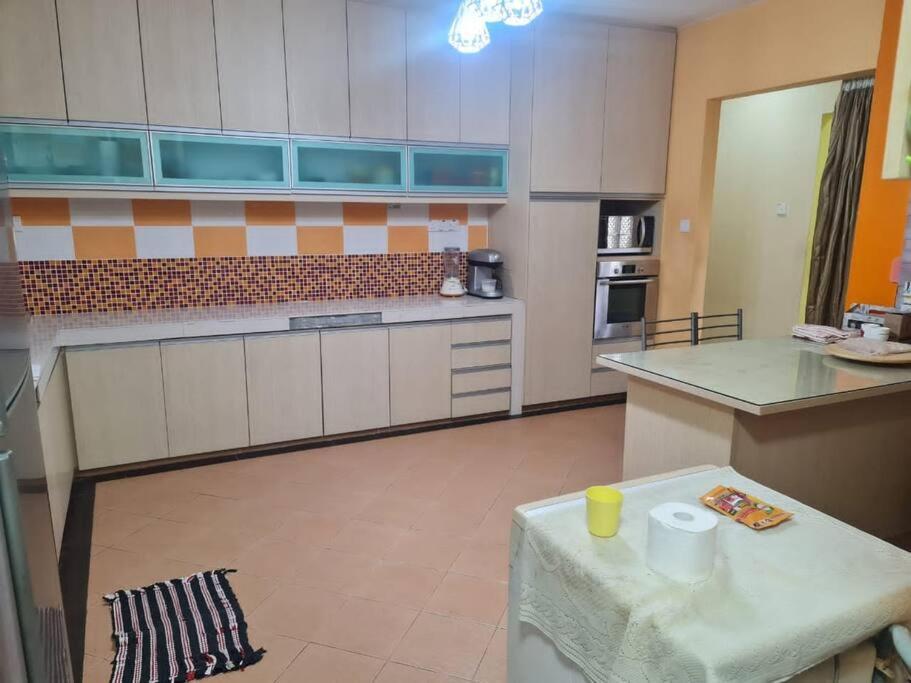 Uncle Noh Staycation Muslm Only, Desa Pinggiran Putra, Putrajaya view 3