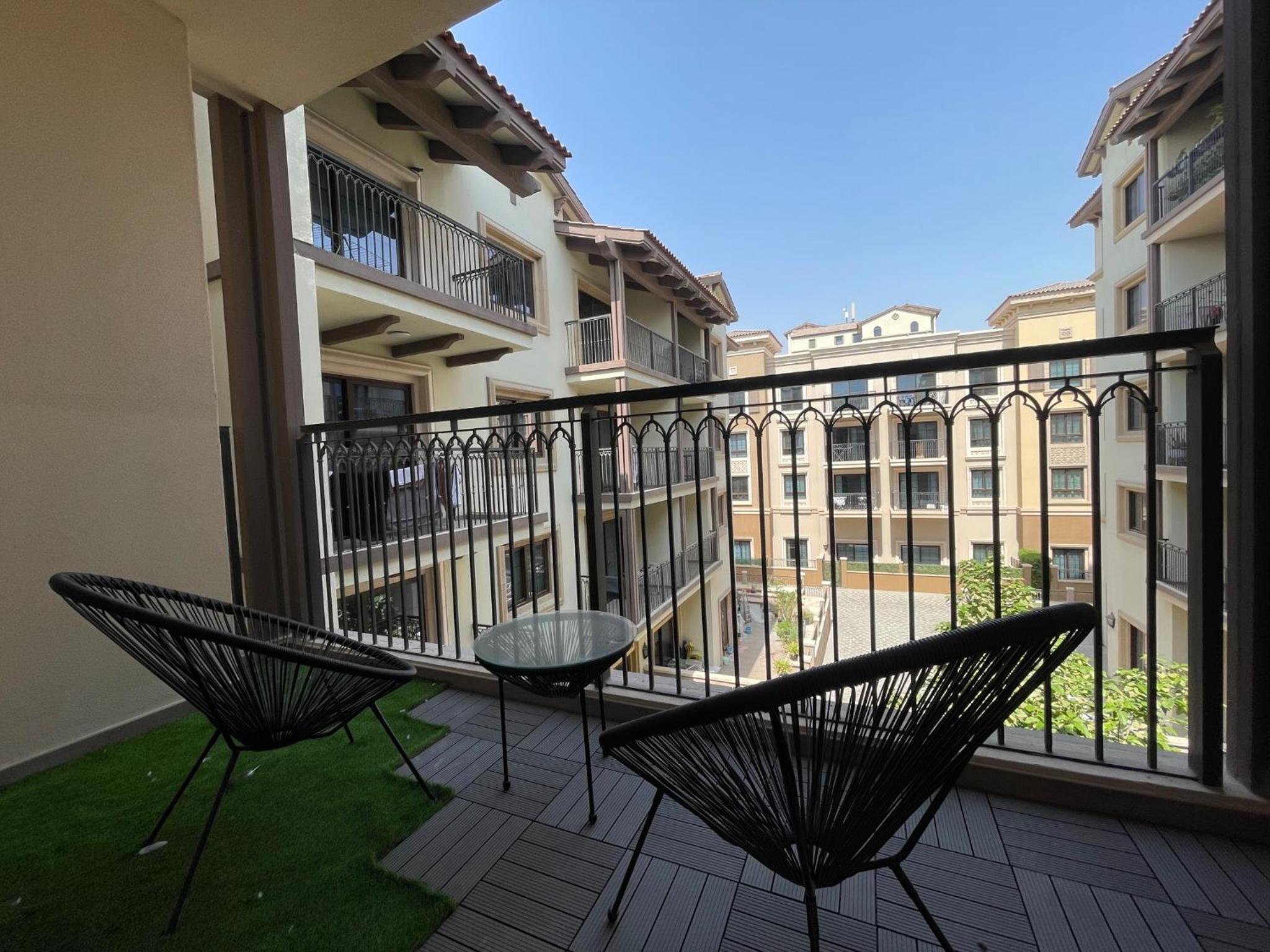 GOODWOOD SUITES HOMES VACATION