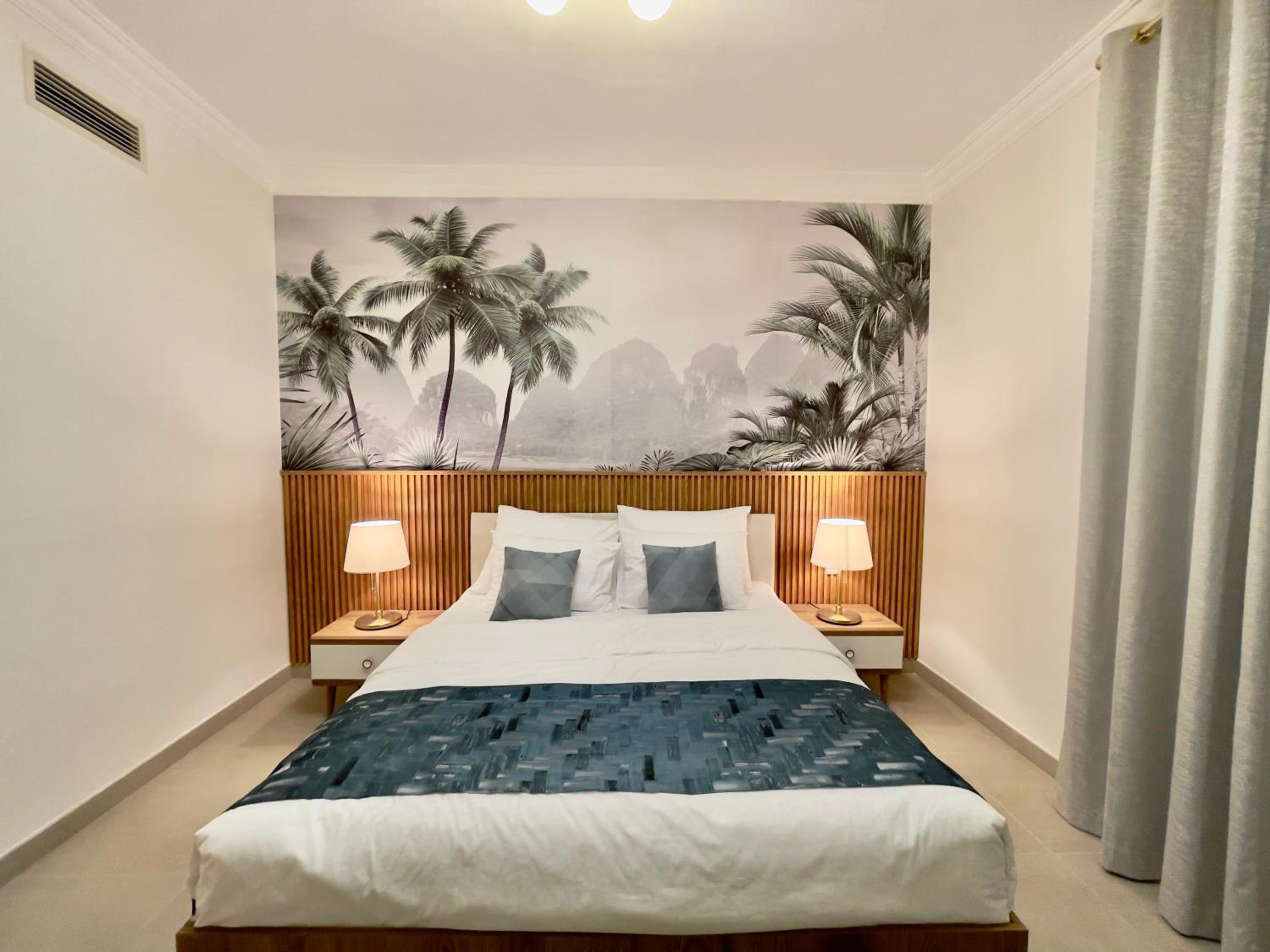 GOODWOOD SUITES HOMES VACATION