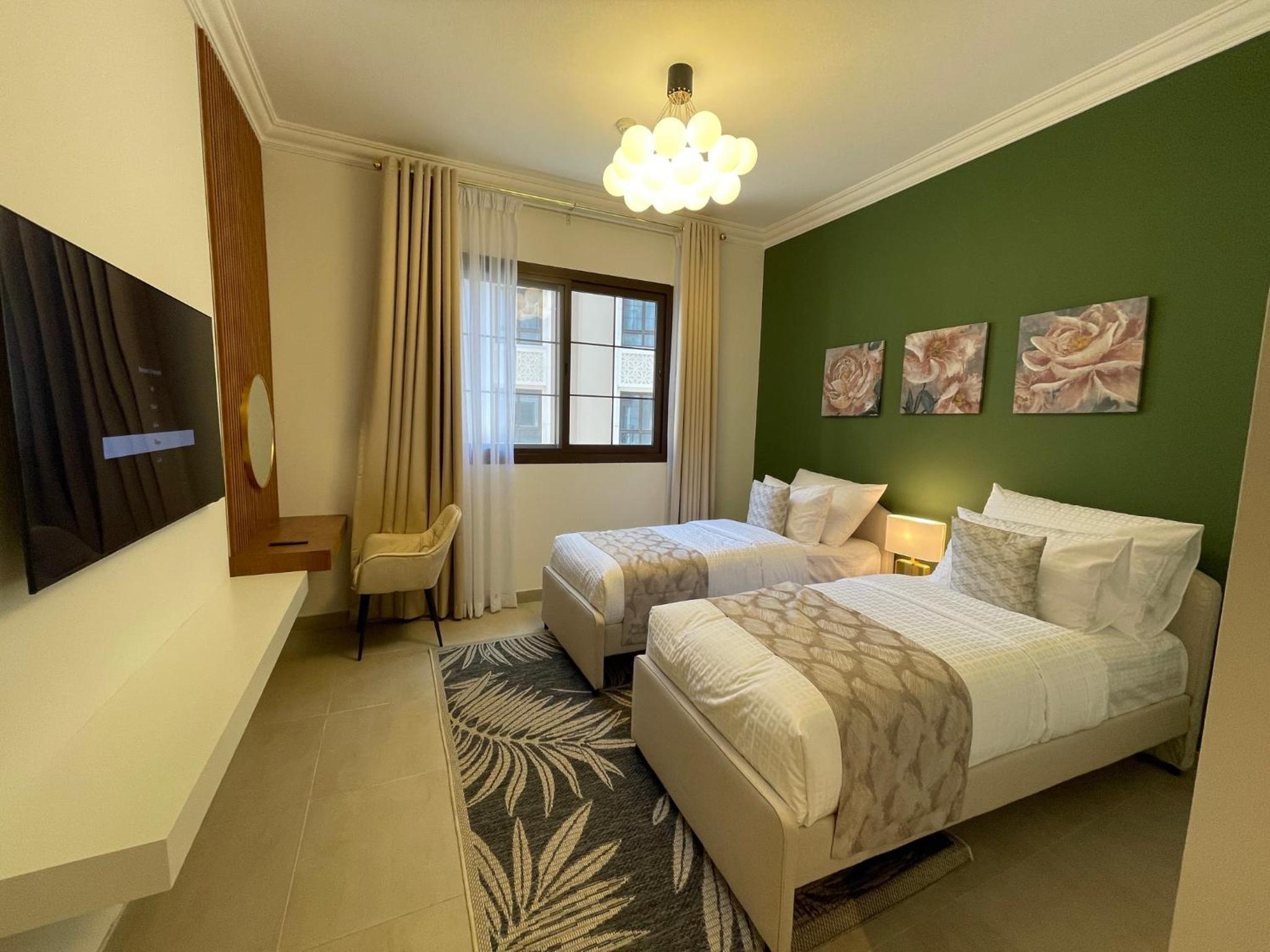 GOODWOOD SUITES HOMES VACATION