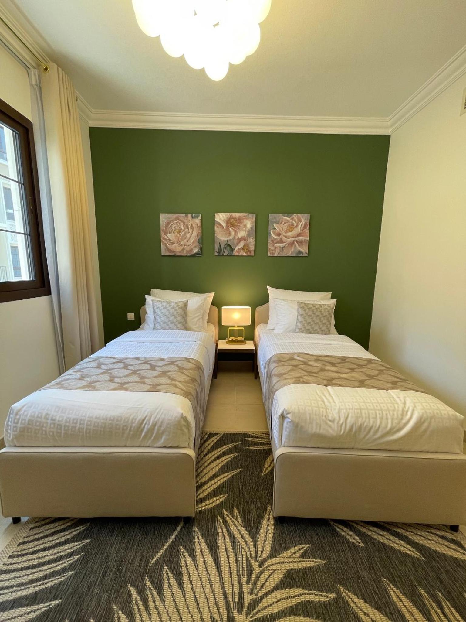 GOODWOOD SUITES HOMES VACATION