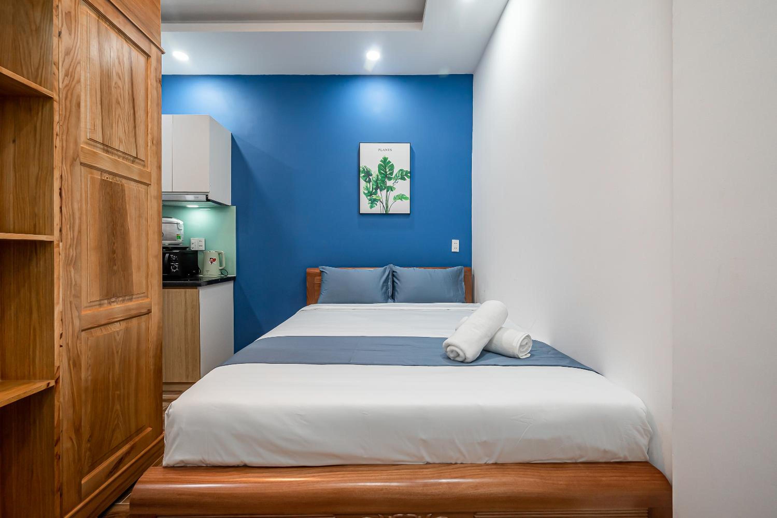 Cozrum Homes - Retro House