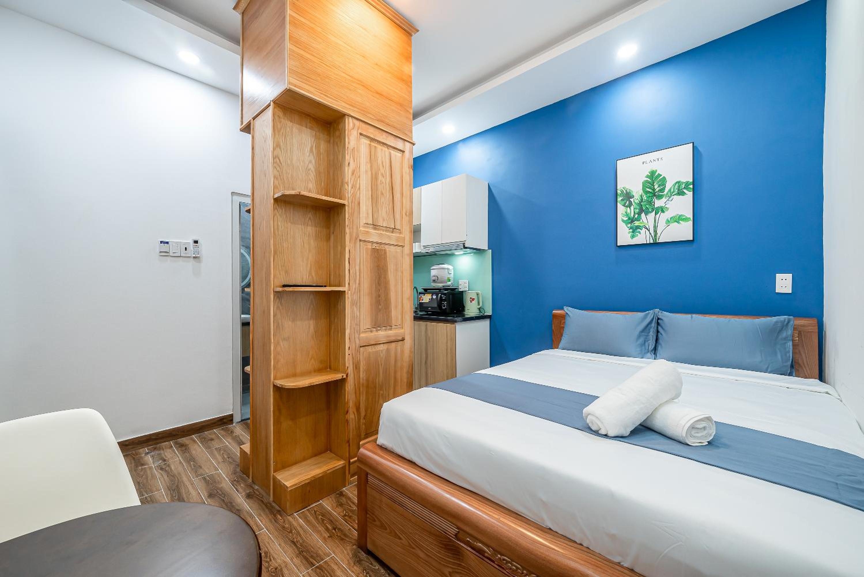 Cozrum Homes - Retro House