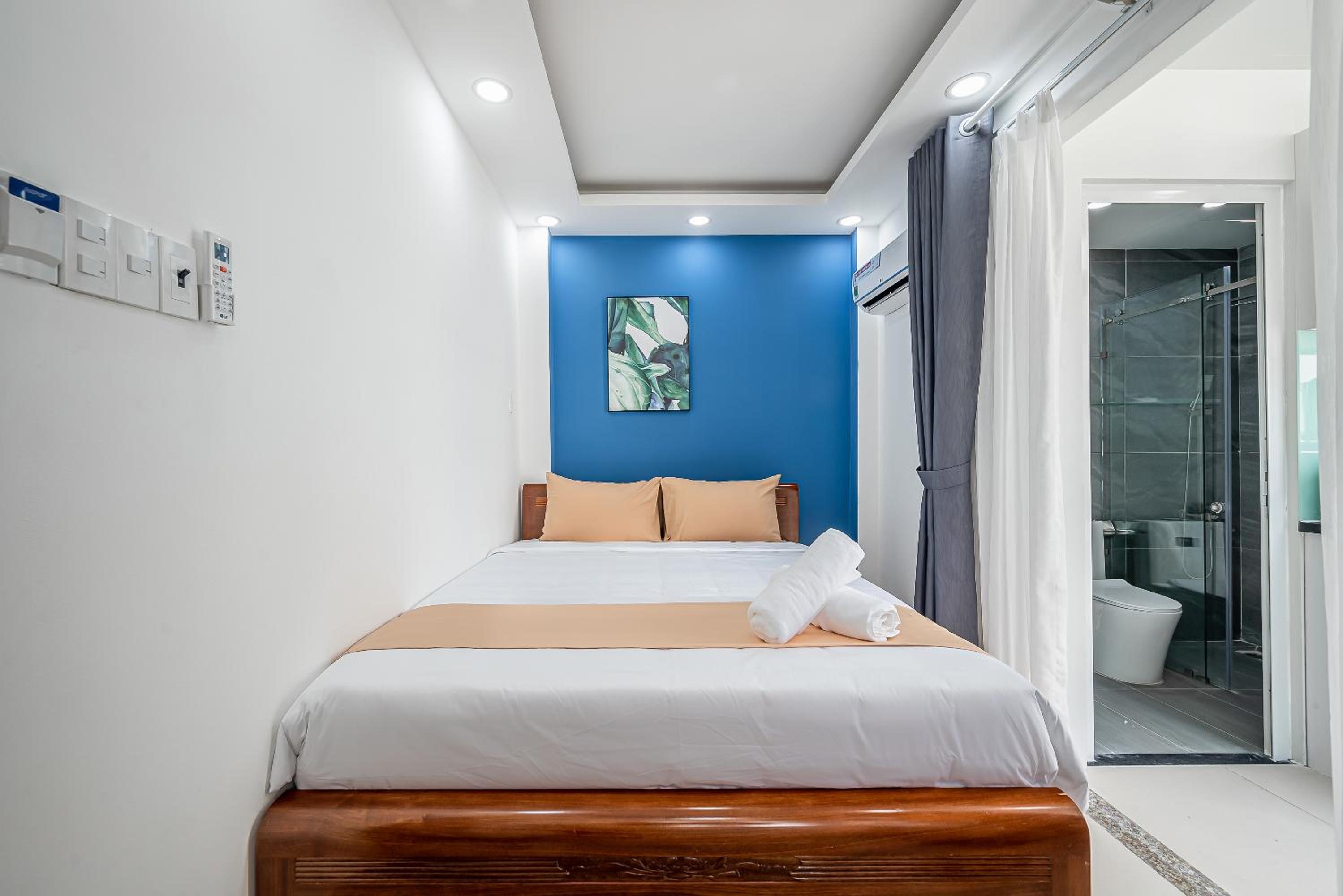 Cozrum Homes - Retro House