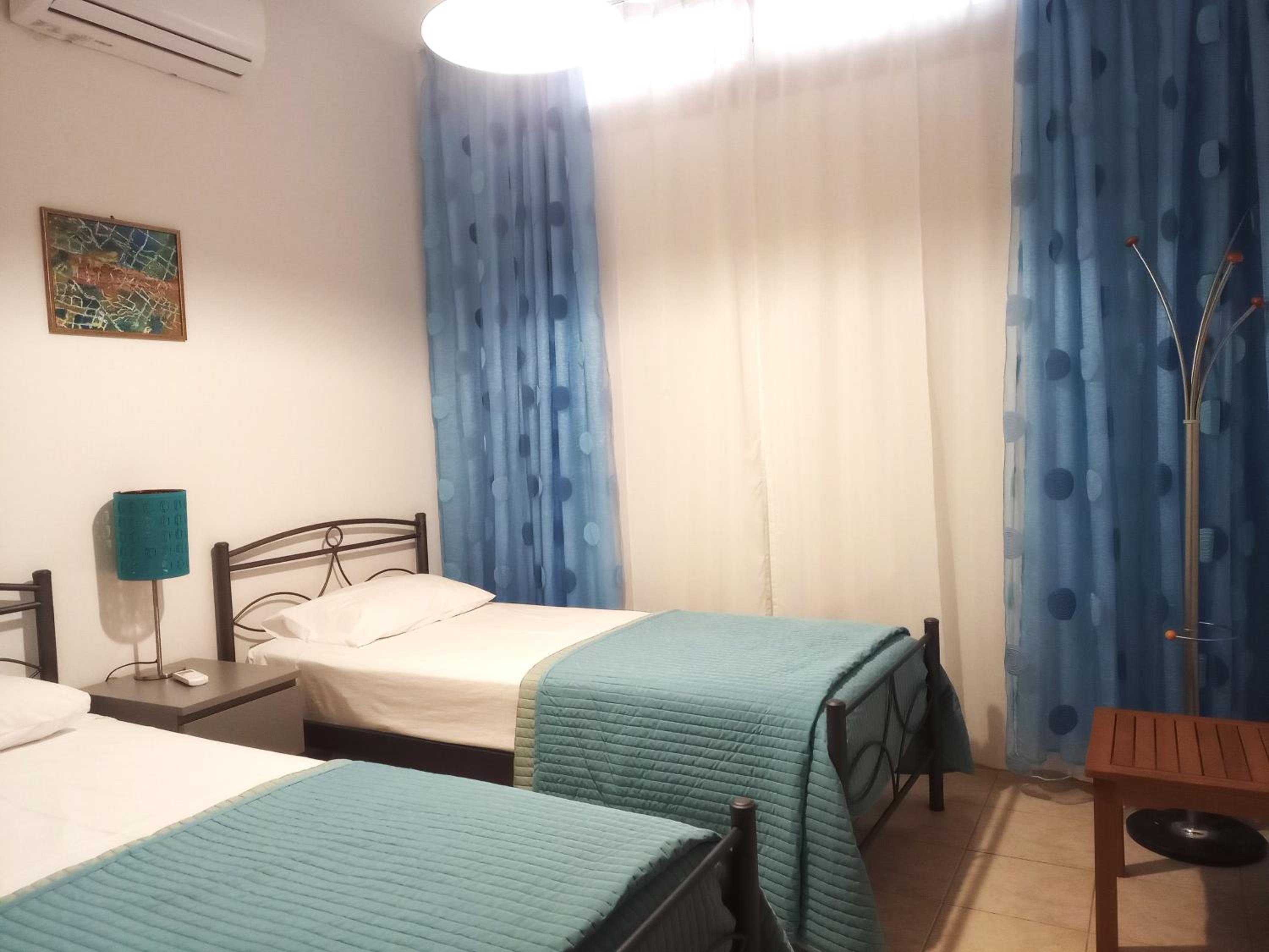 Tholos Bay Suites