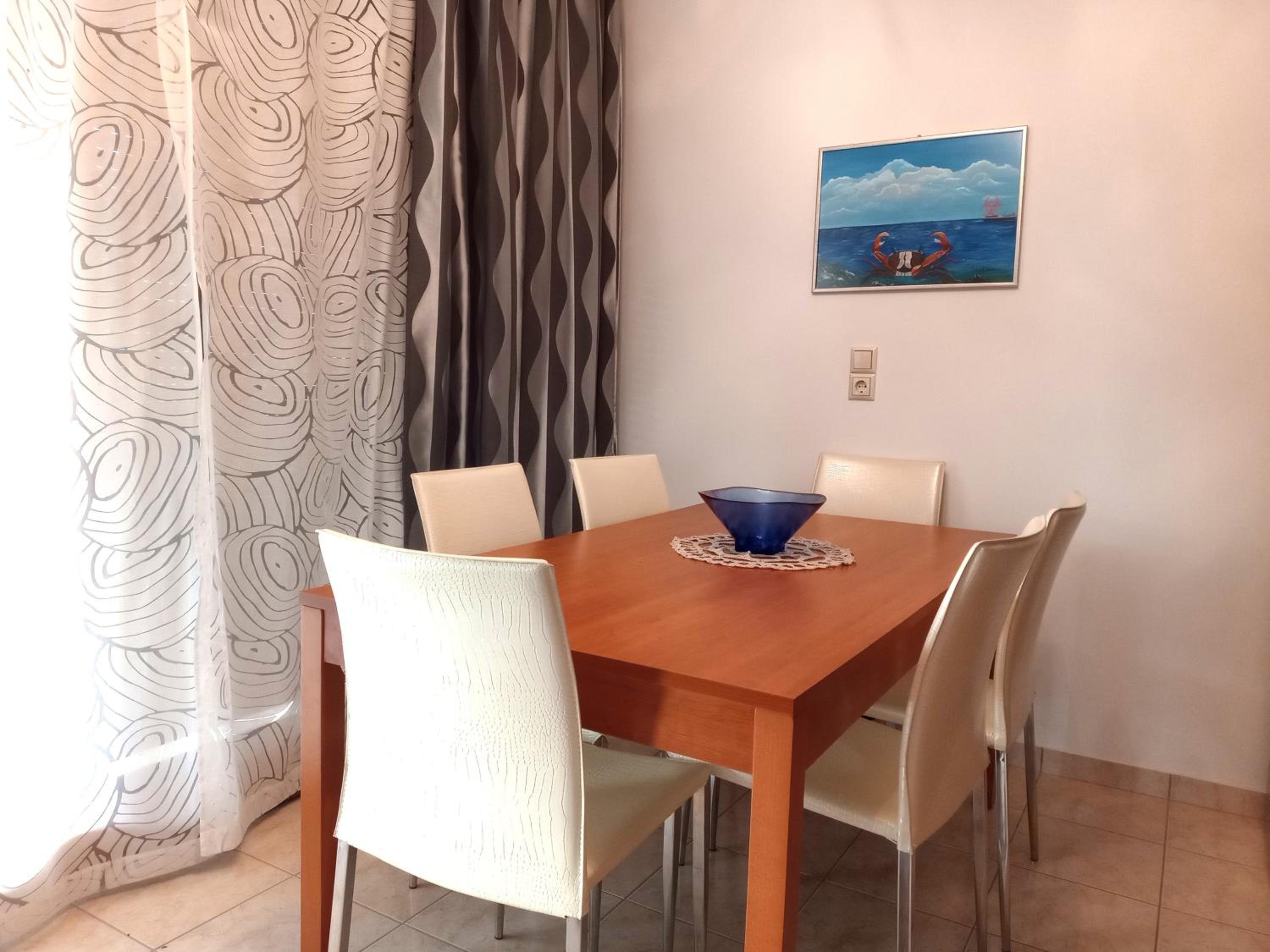 Tholos Bay Suites