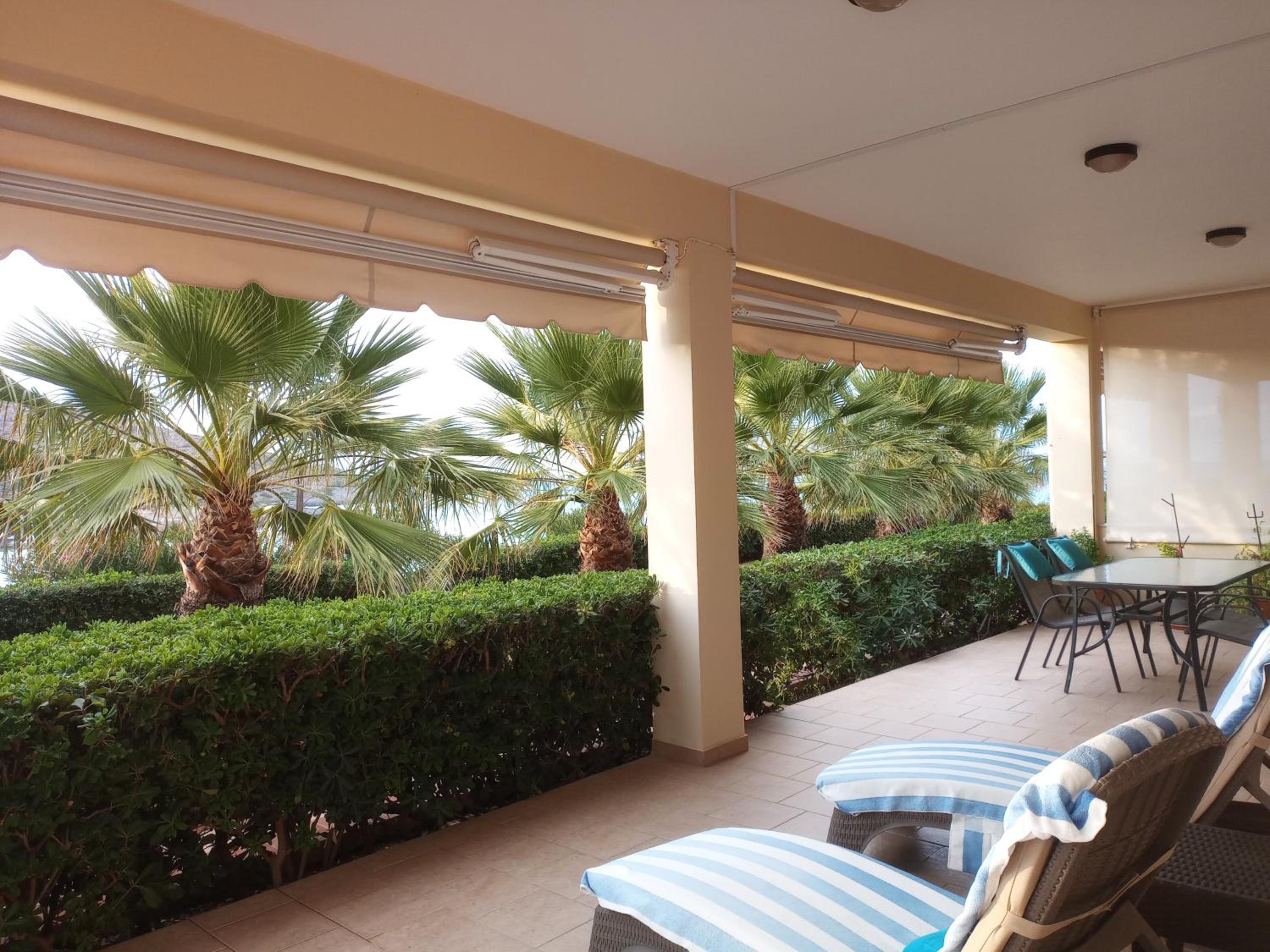 Tholos Bay Suites